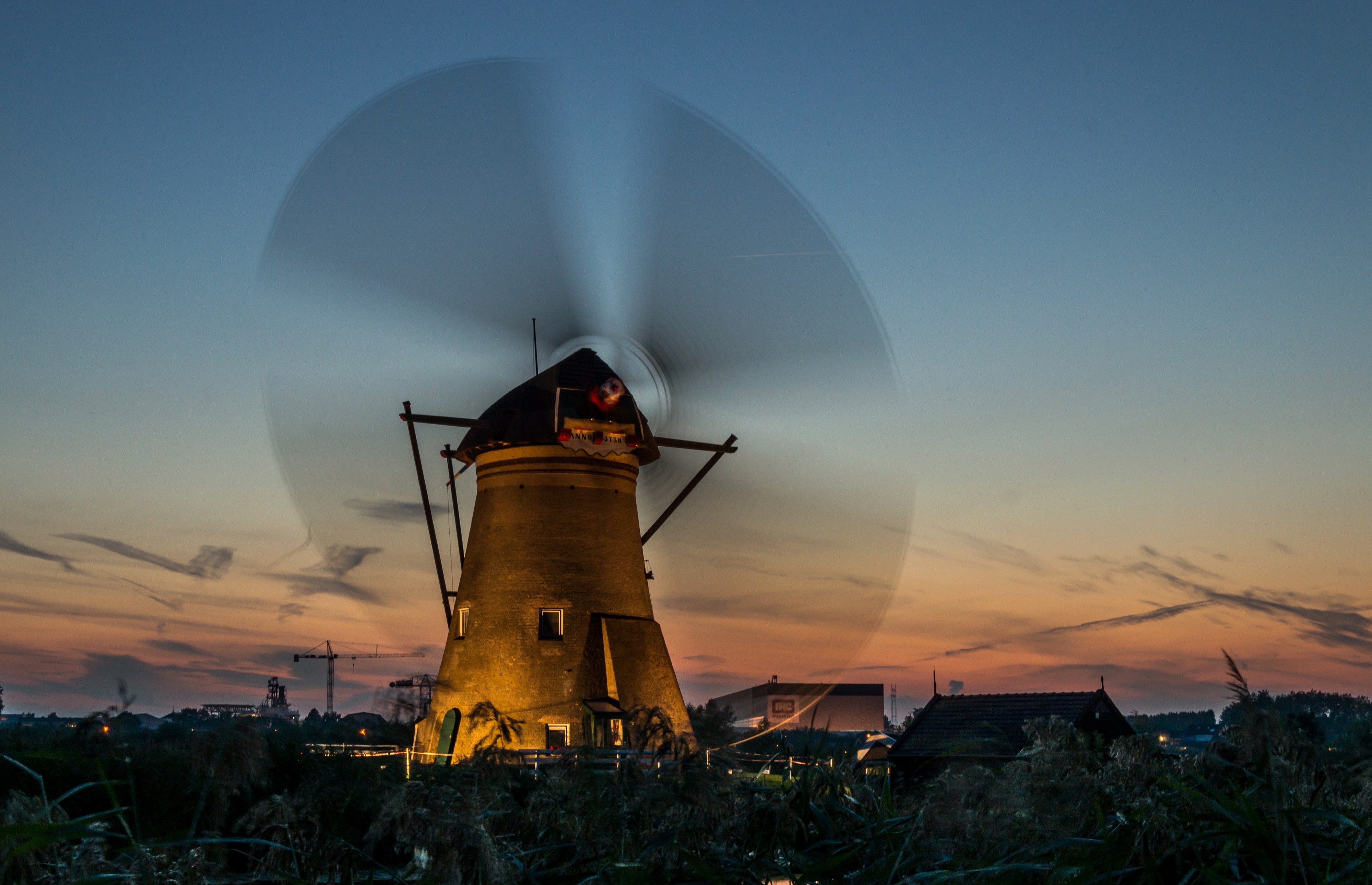 4K Evening in the Netherlands with a Windmill HD Wallpaper