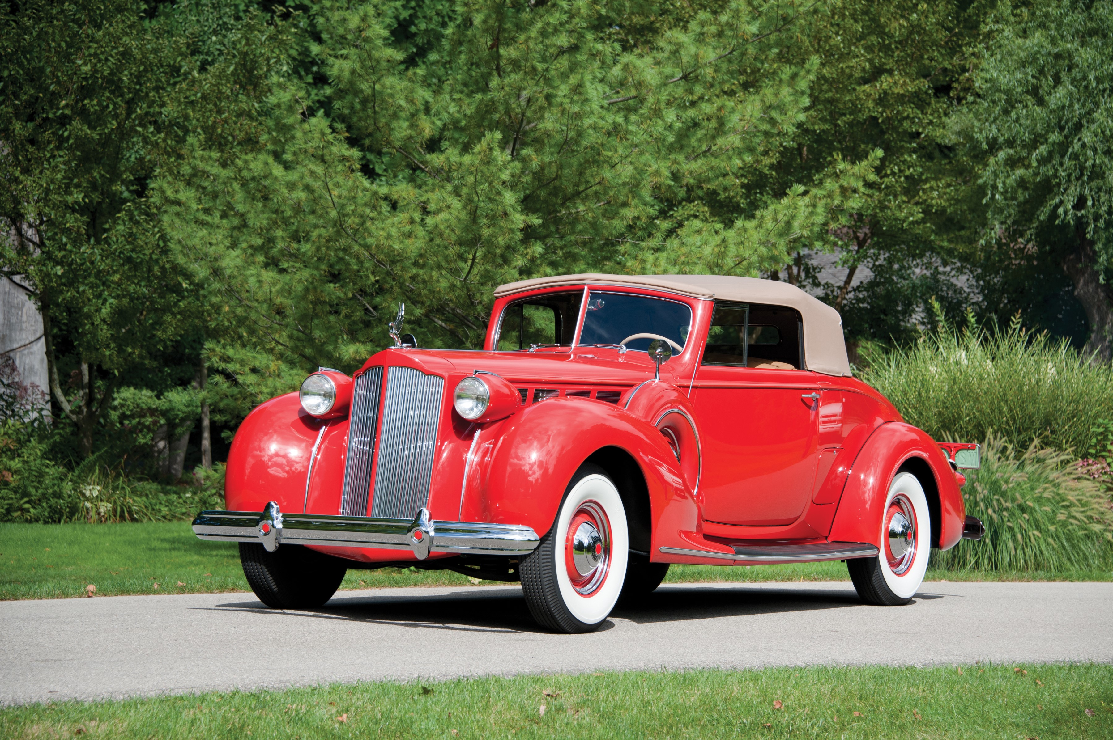 1938 Packard Super Eight Convertible Coupe HD Wallpaper