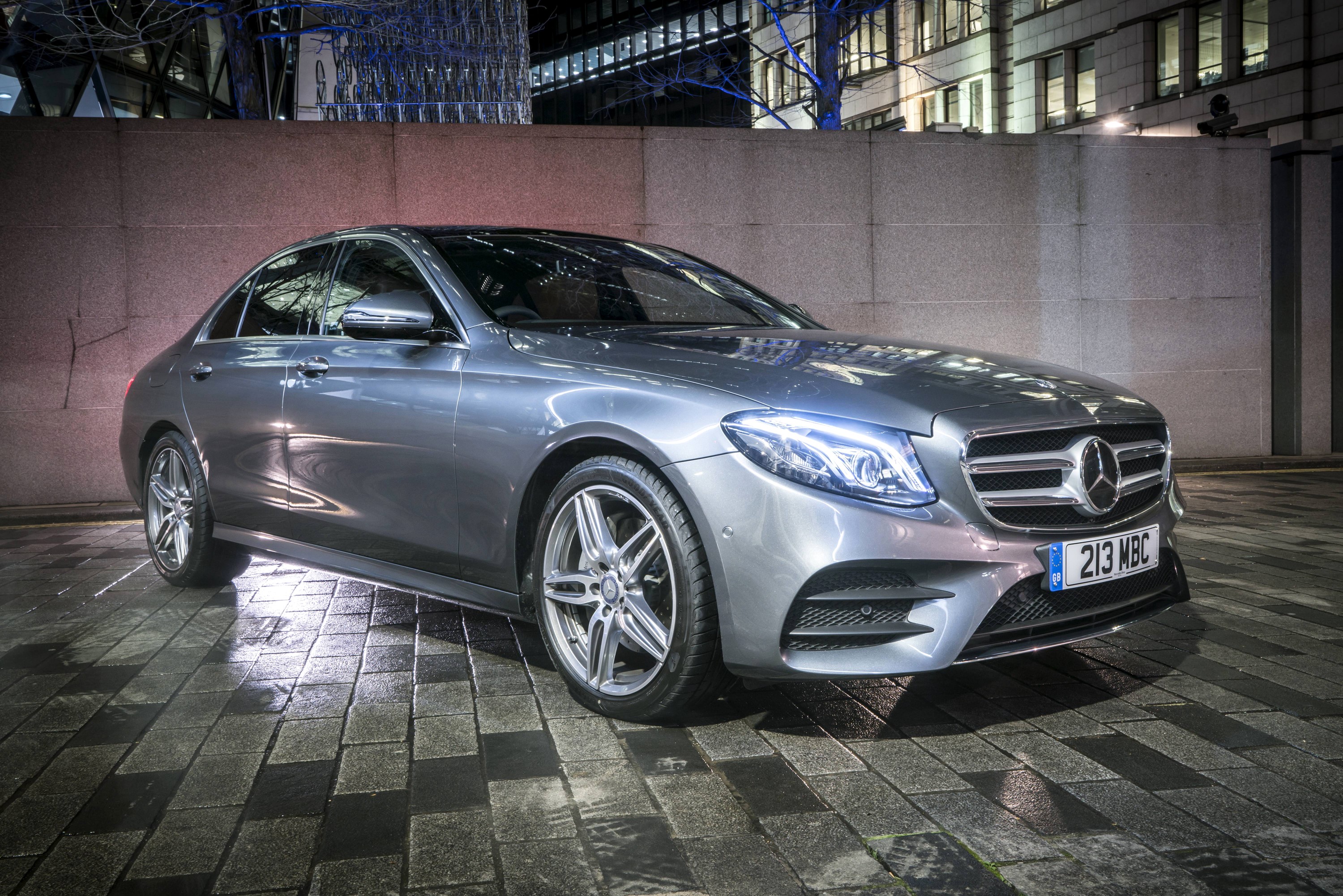 Mercedes-Benz E 220 d AMG Line Sedan HD Wallpaper
