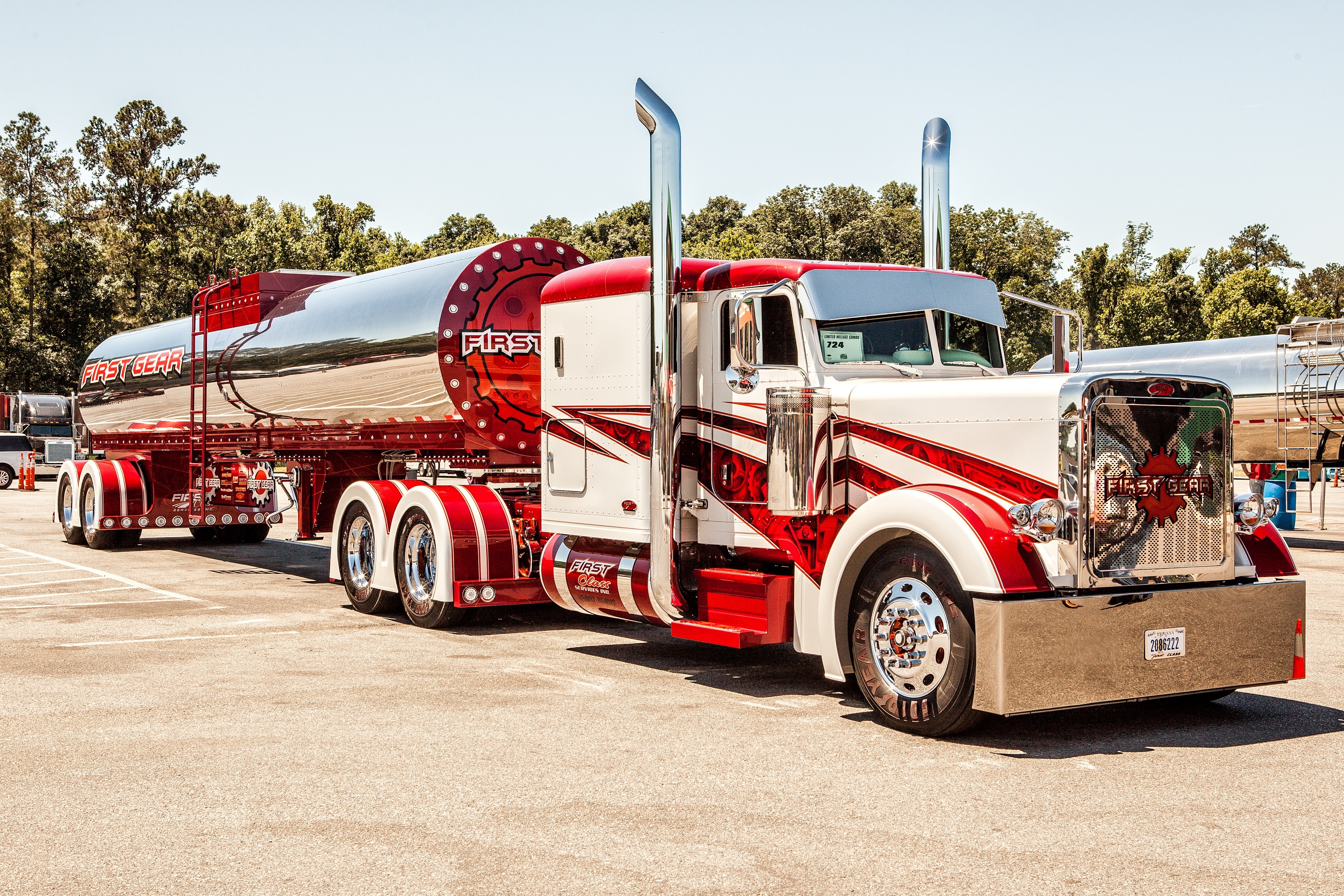 Custom Peterbilt tanker truck with red and white paint HD Wallpaper
