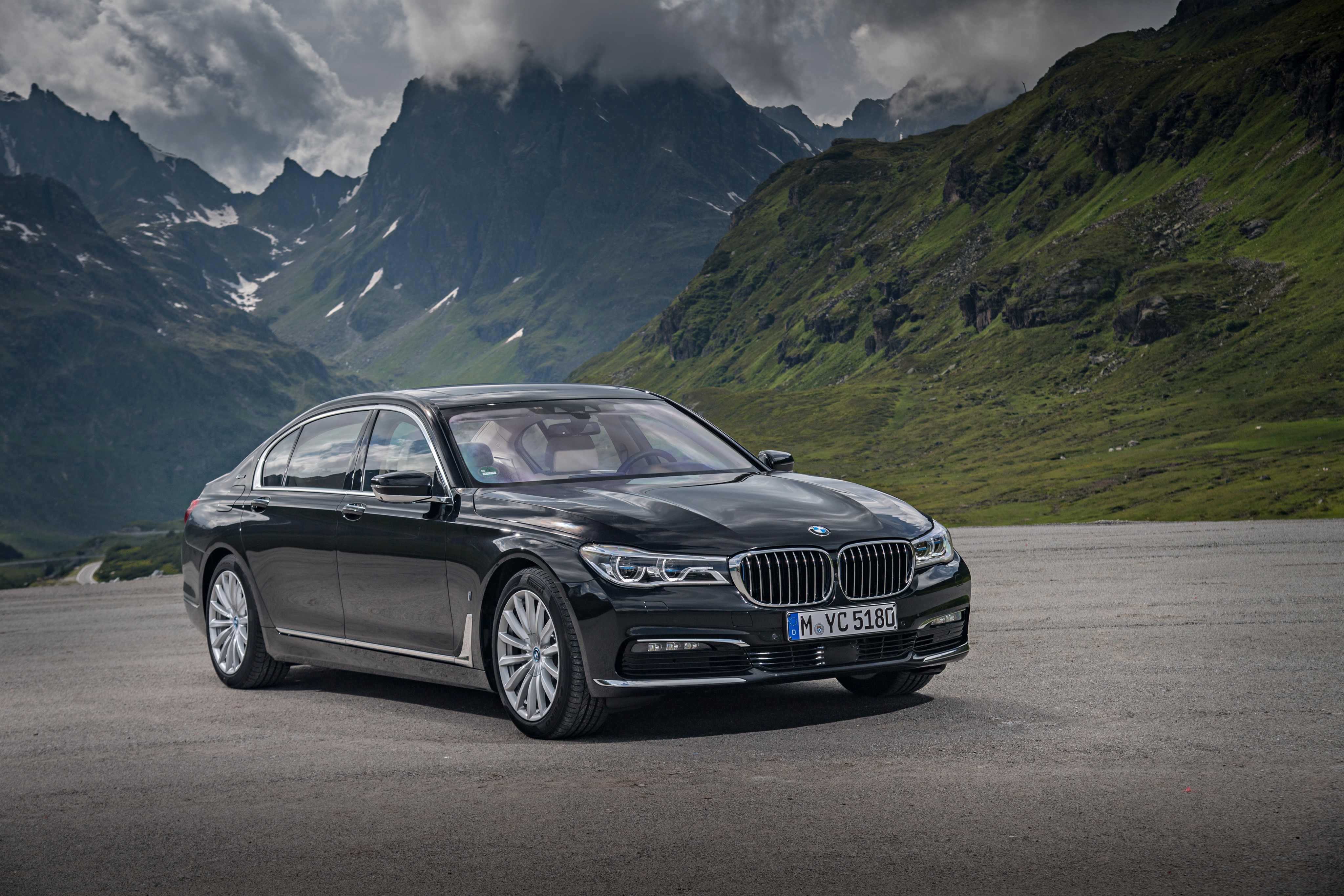 4K BMW 740Le in Mountains HD Wallpaper