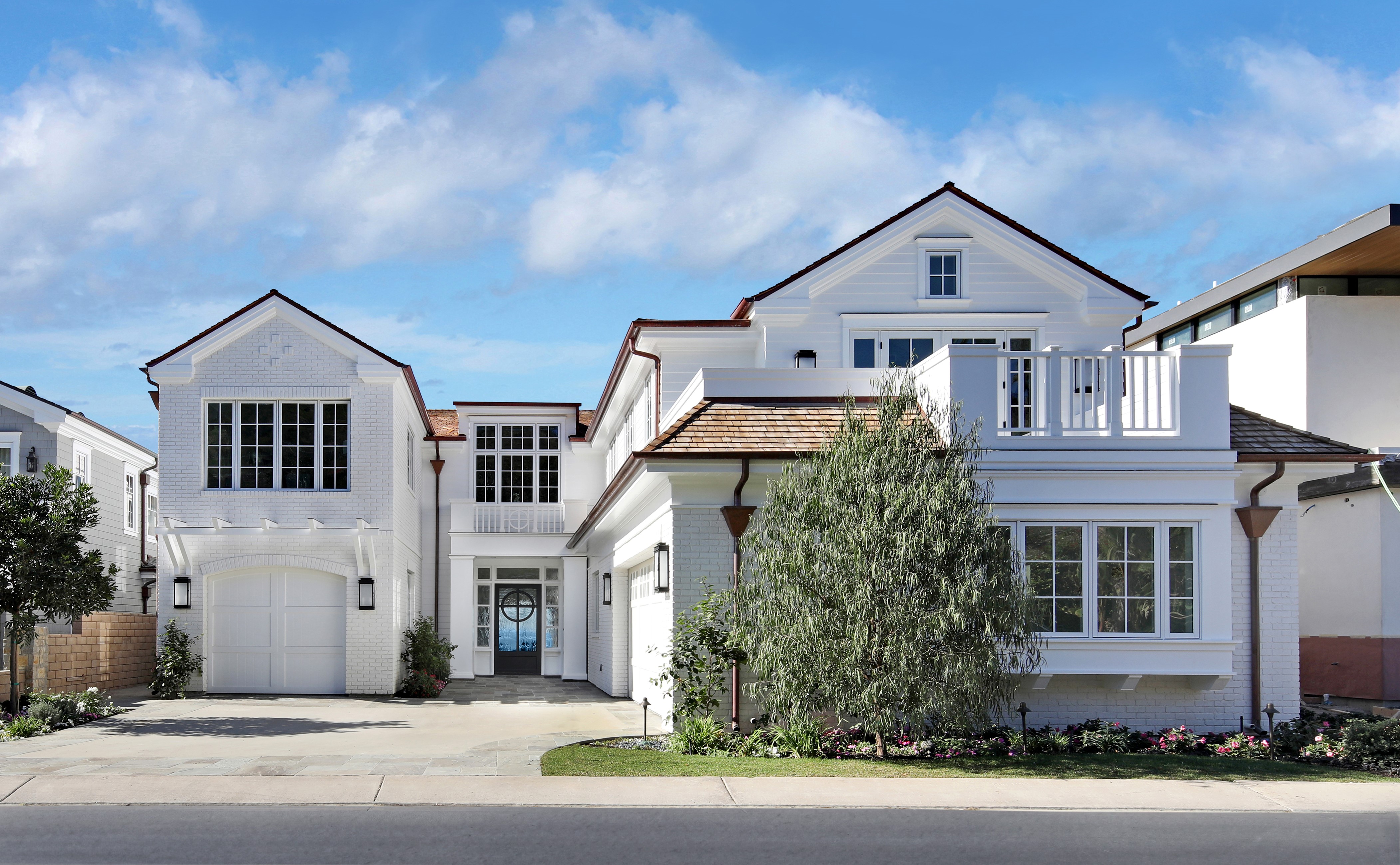 Modern White Brick Mansion with Garage and Balcony HD Wallpaper