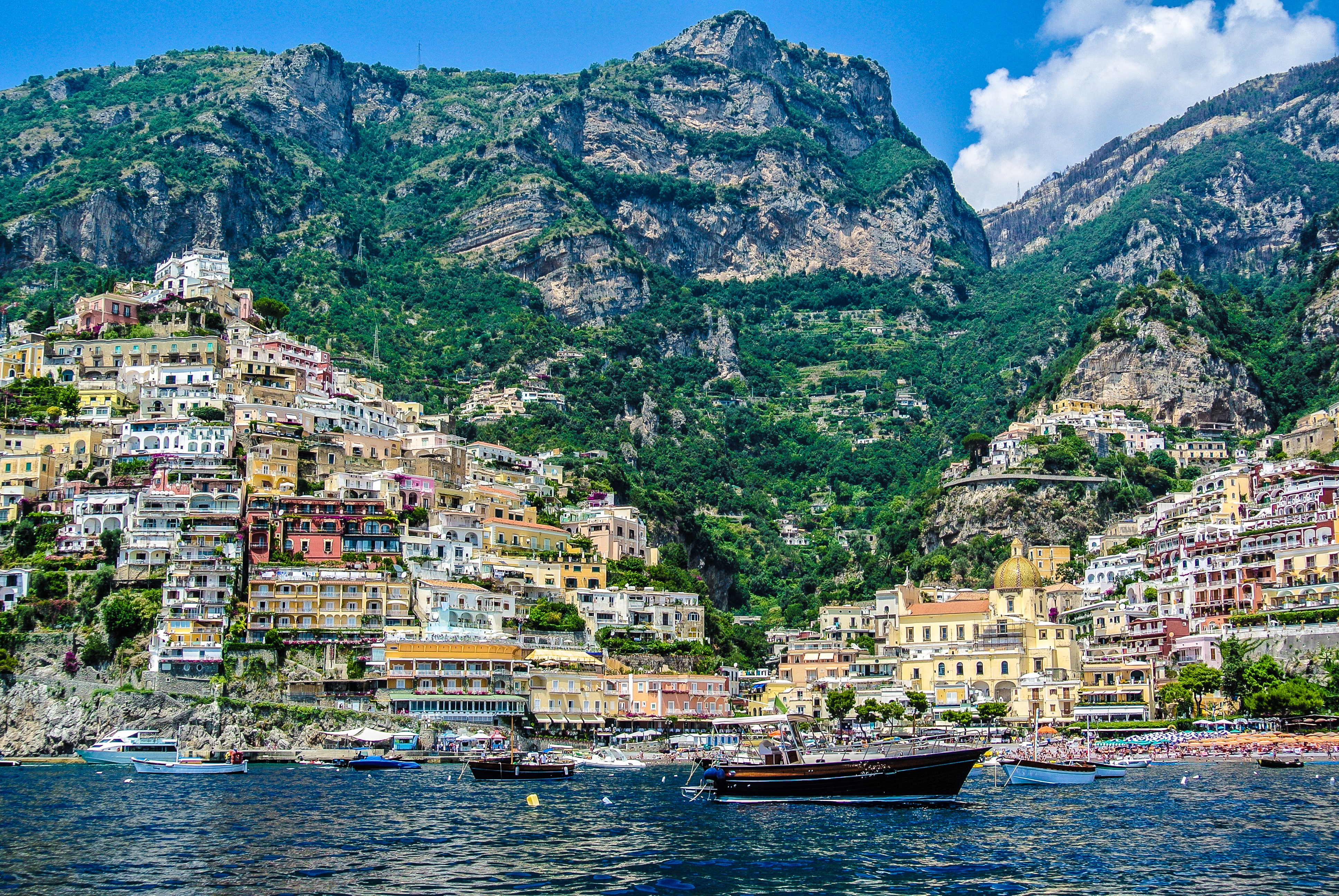 Positano, Amalfi Coast, Italy with Boats and Mountains HD Wallpaper