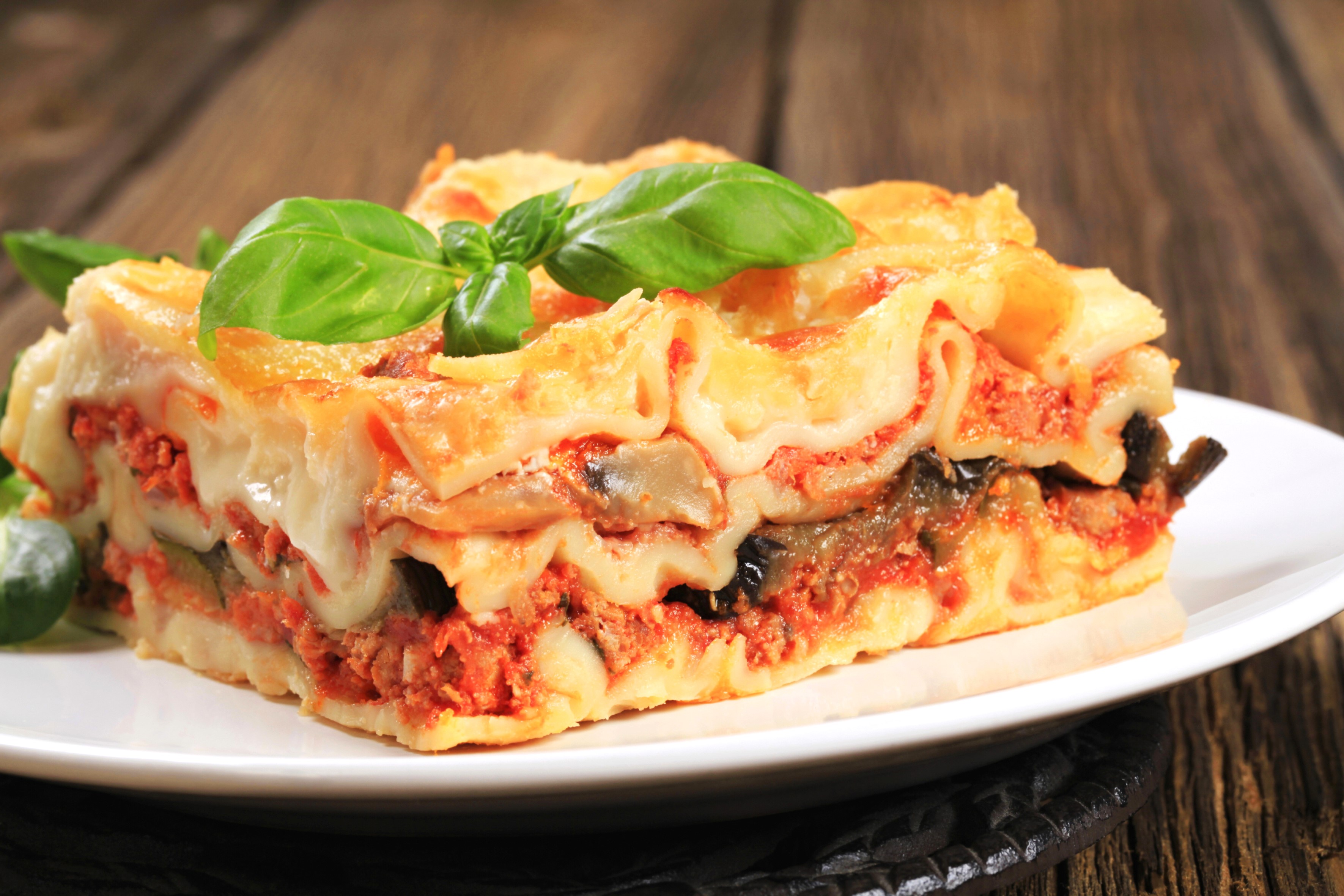 Slice of Lasagna with Basil HD Wallpaper