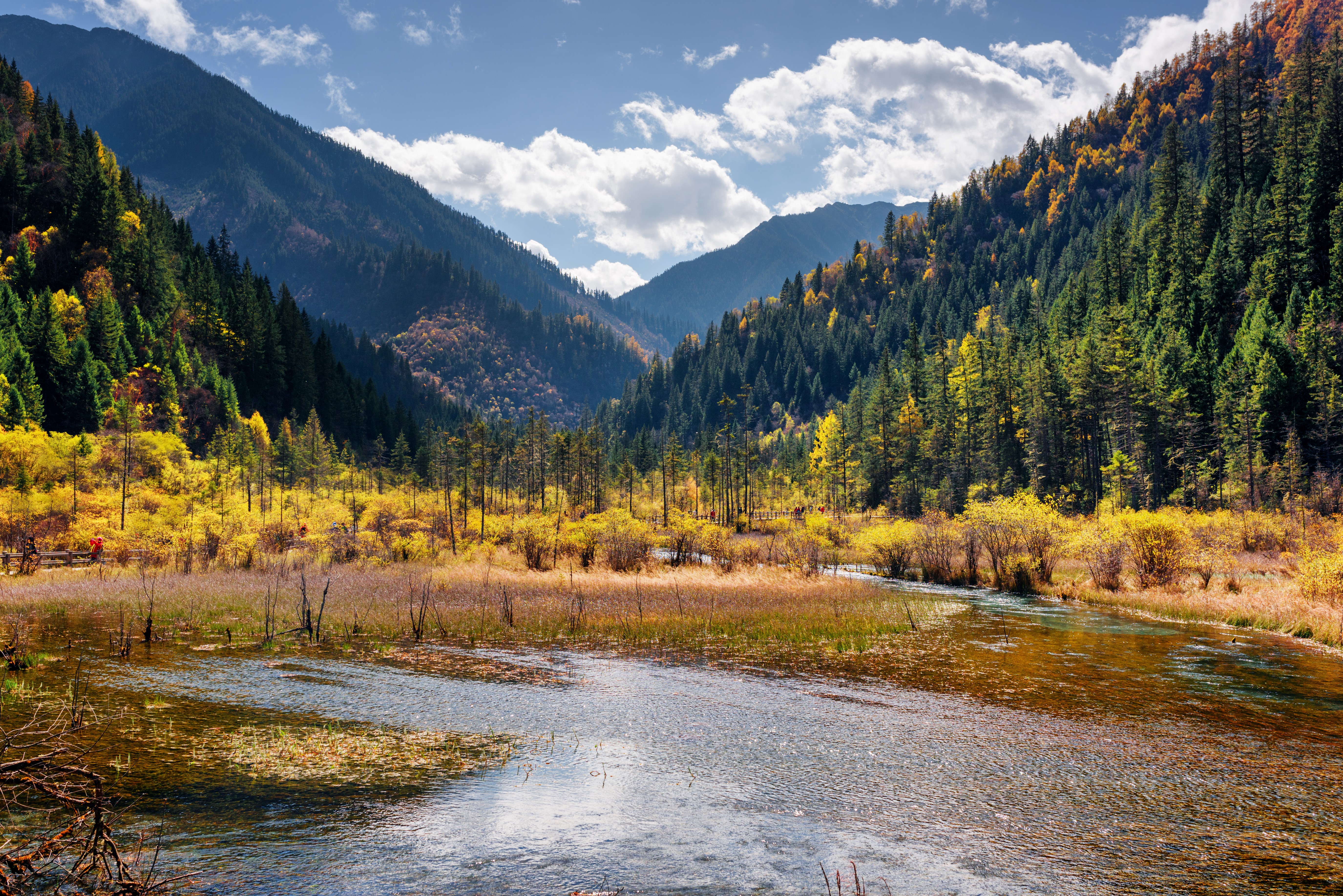 Valley with Mountains, Forests, and Lake in Jiuzhaigou Park, China HD Wallpaper