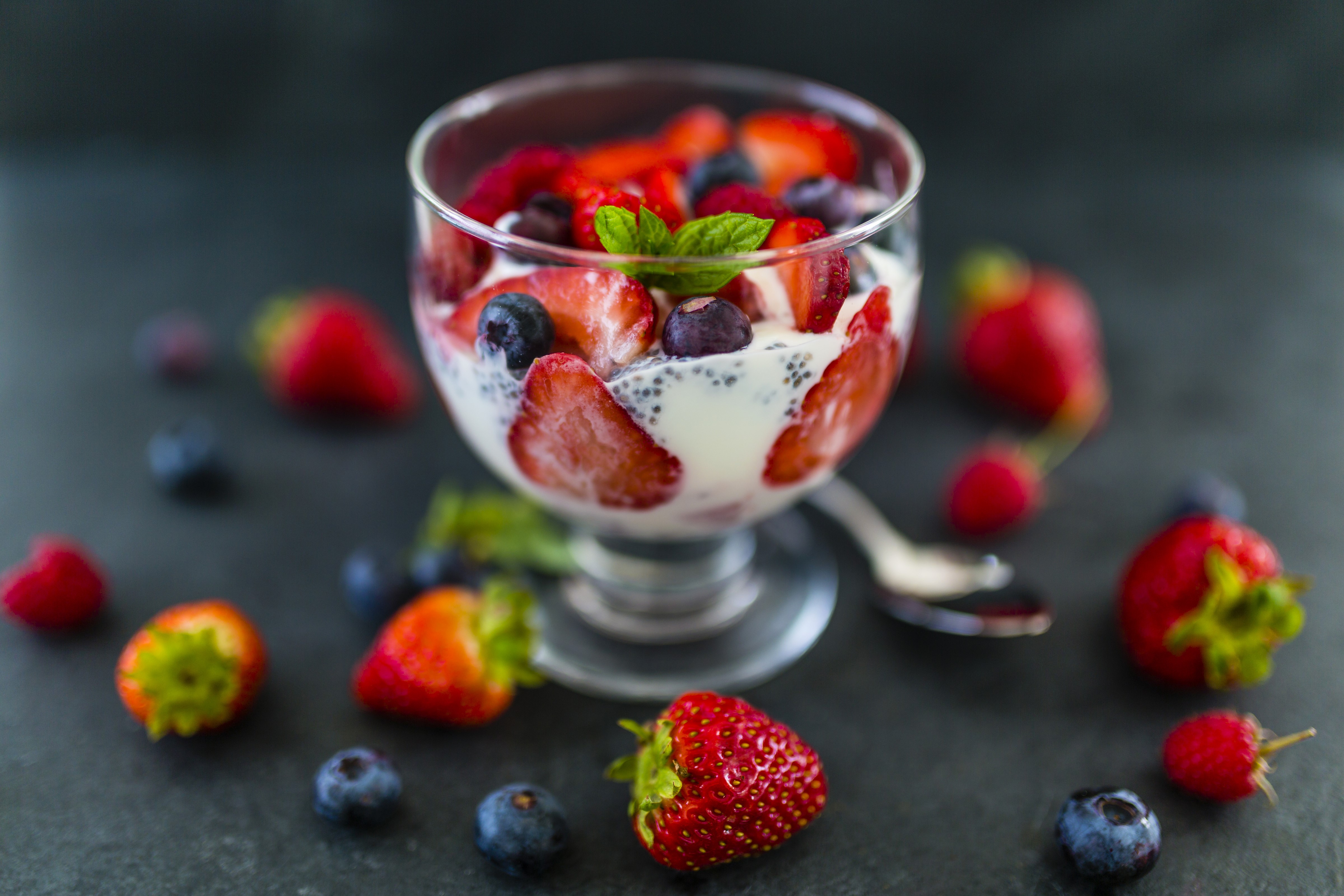 4K Strawberry and Blueberry Dessert HD Wallpaper