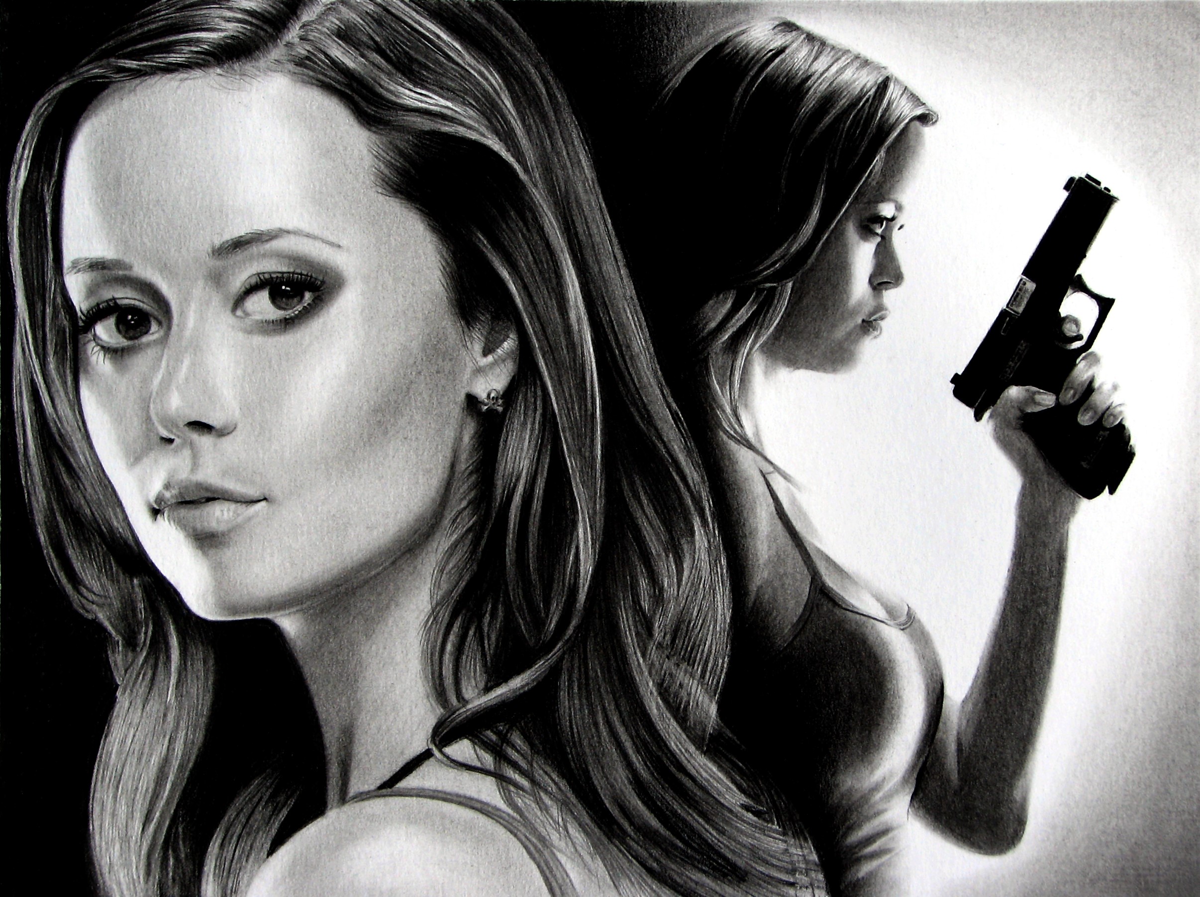 Summer Glau with a Pistol HD Wallpaper