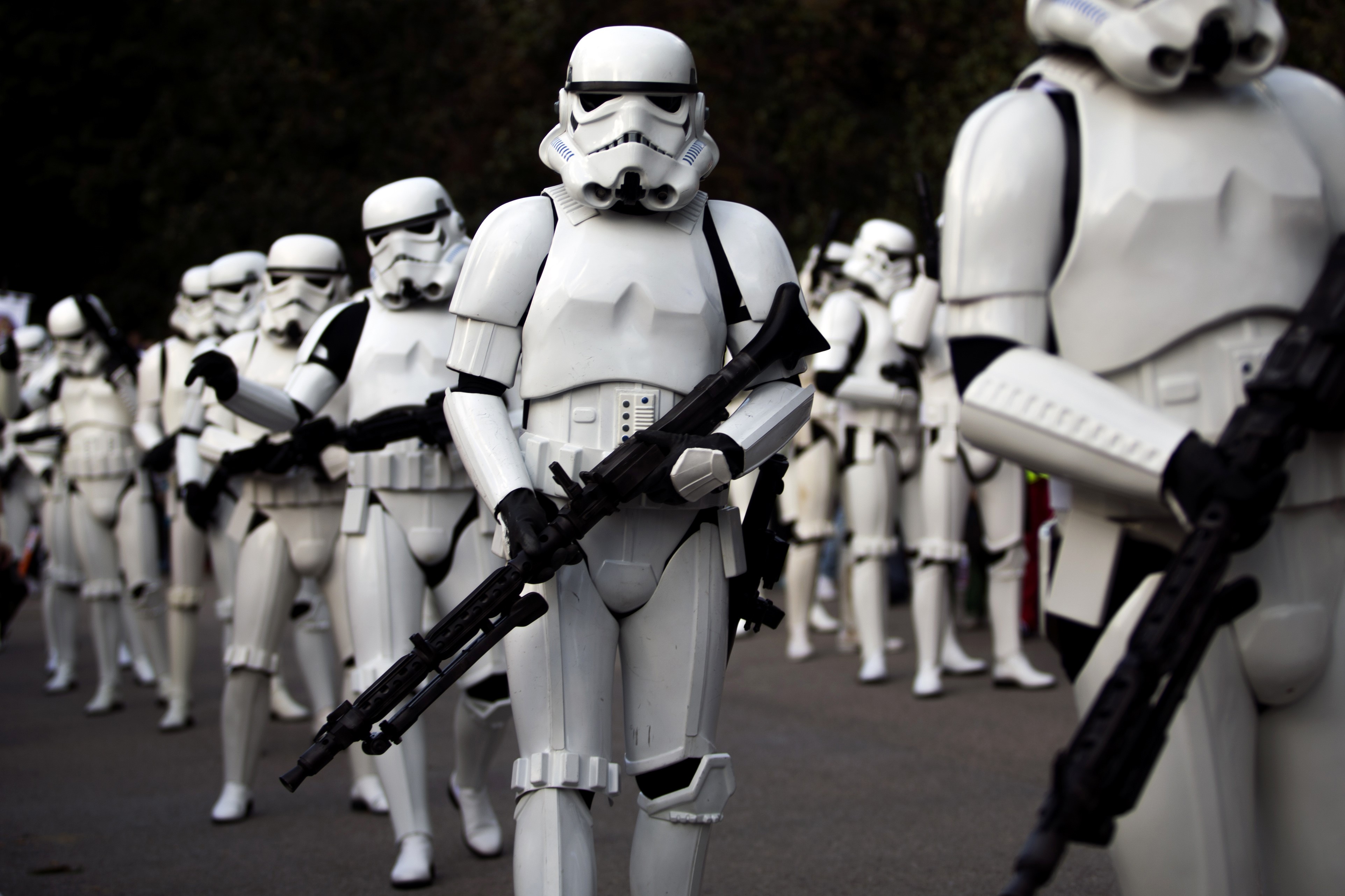 Star Wars Clone Troopers with Rifles HD Wallpaper