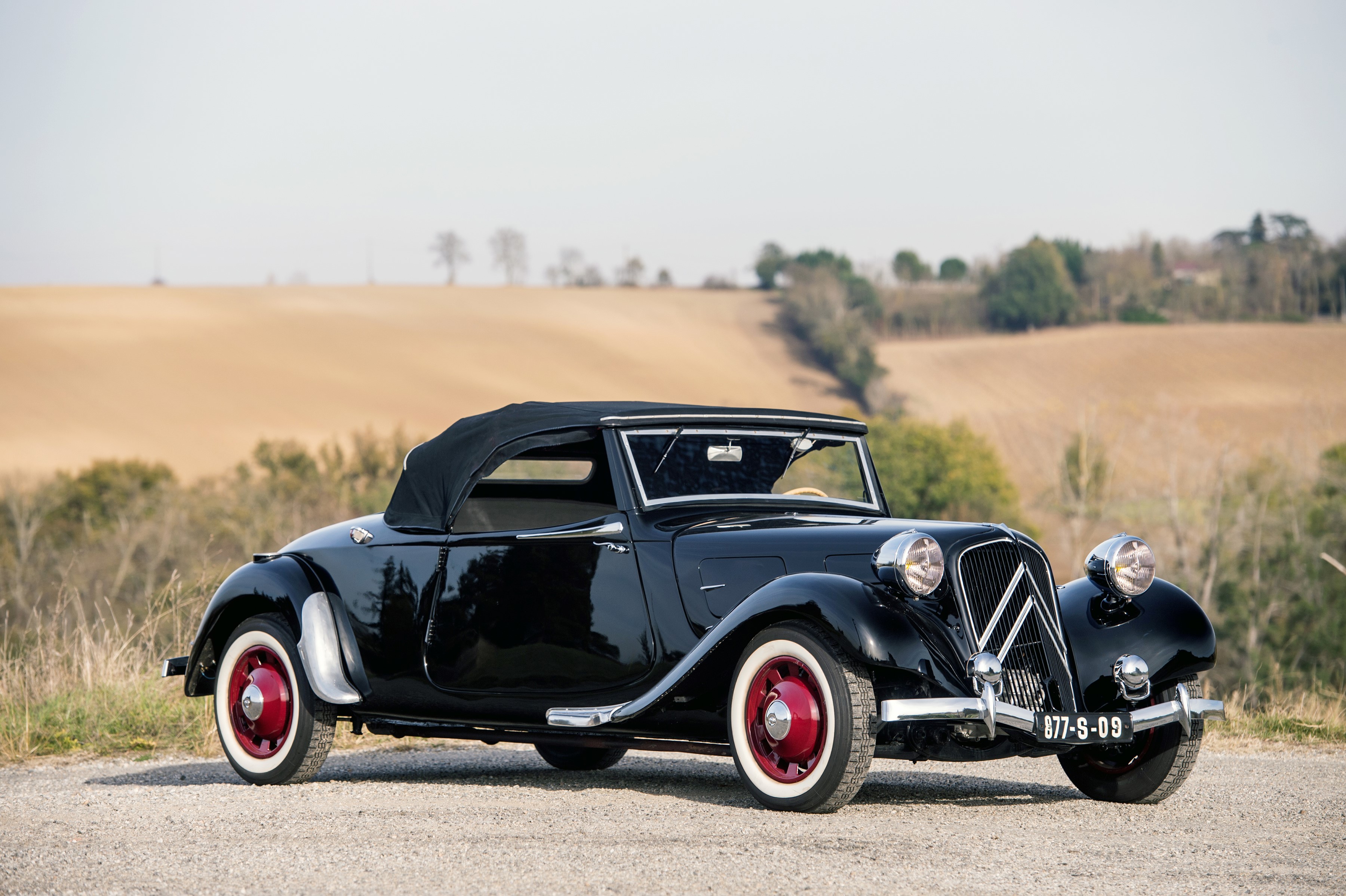 Black Citroen Traction Avant Convertible HD Wallpaper