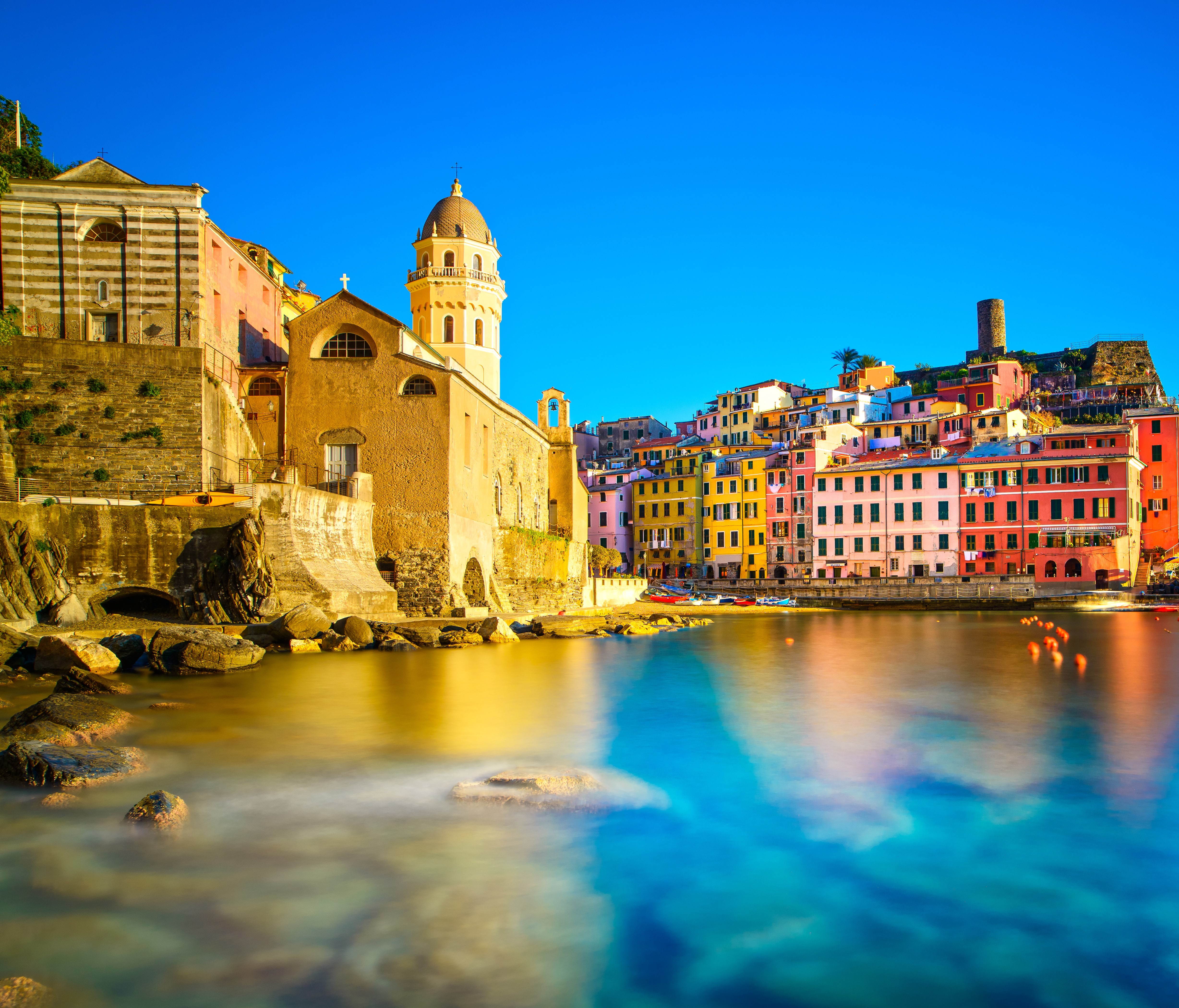 Vernazza, Cinque Terre, Liguria, Italy HD Wallpaper