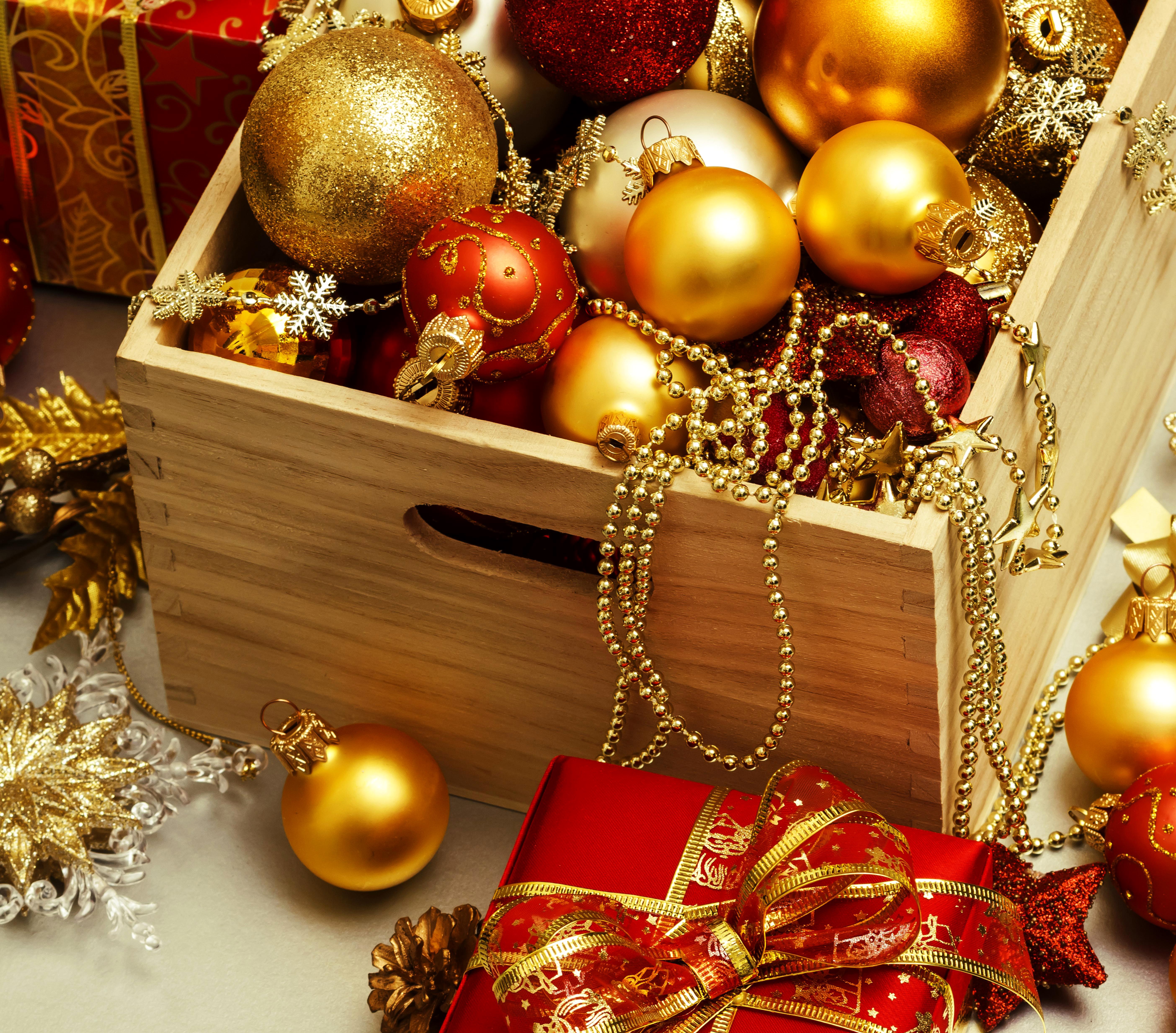 Christmas Ornaments in a Wooden Crate HD Wallpaper