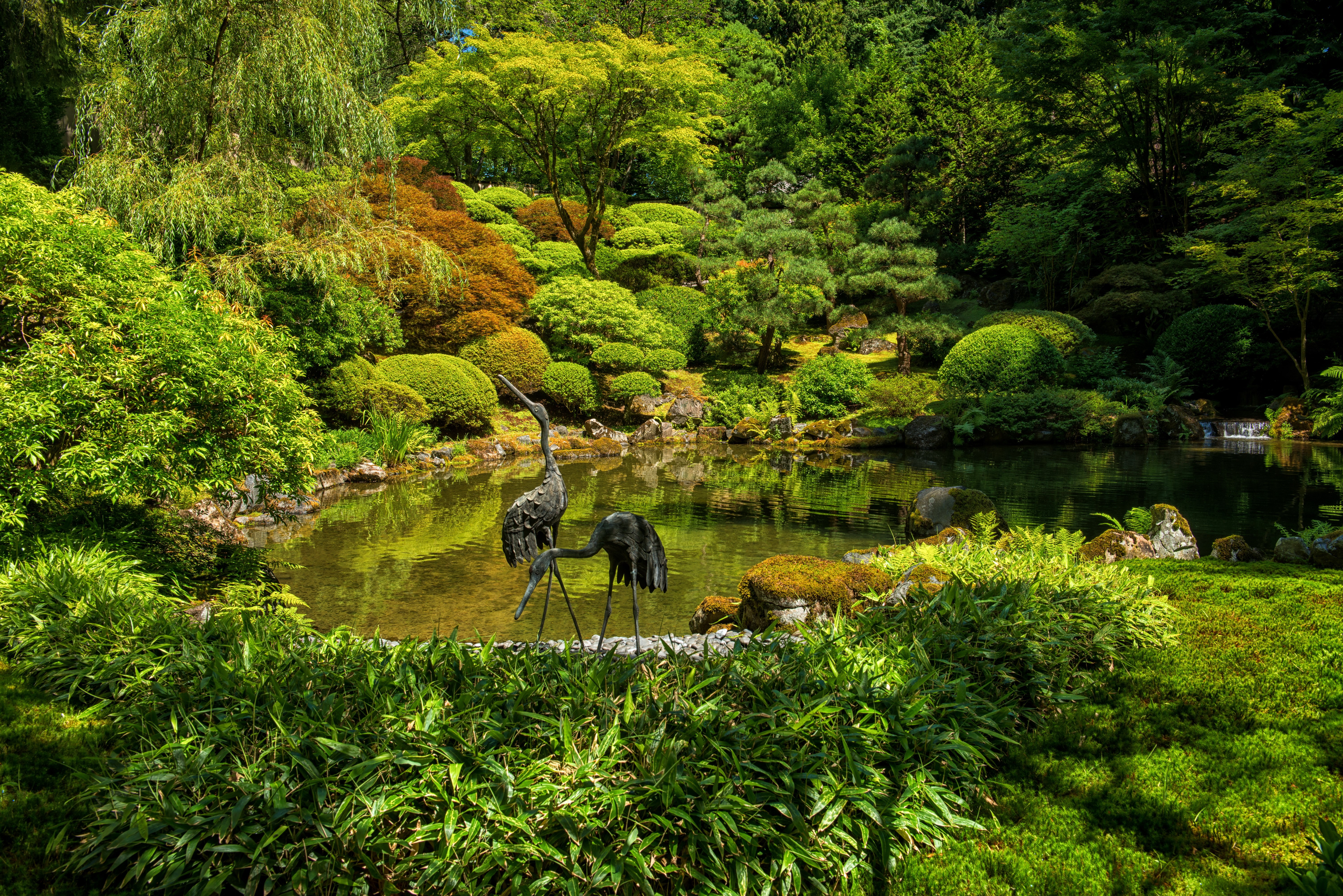Japanese Garden Portland Pond with Crane Sculptures HD Wallpaper