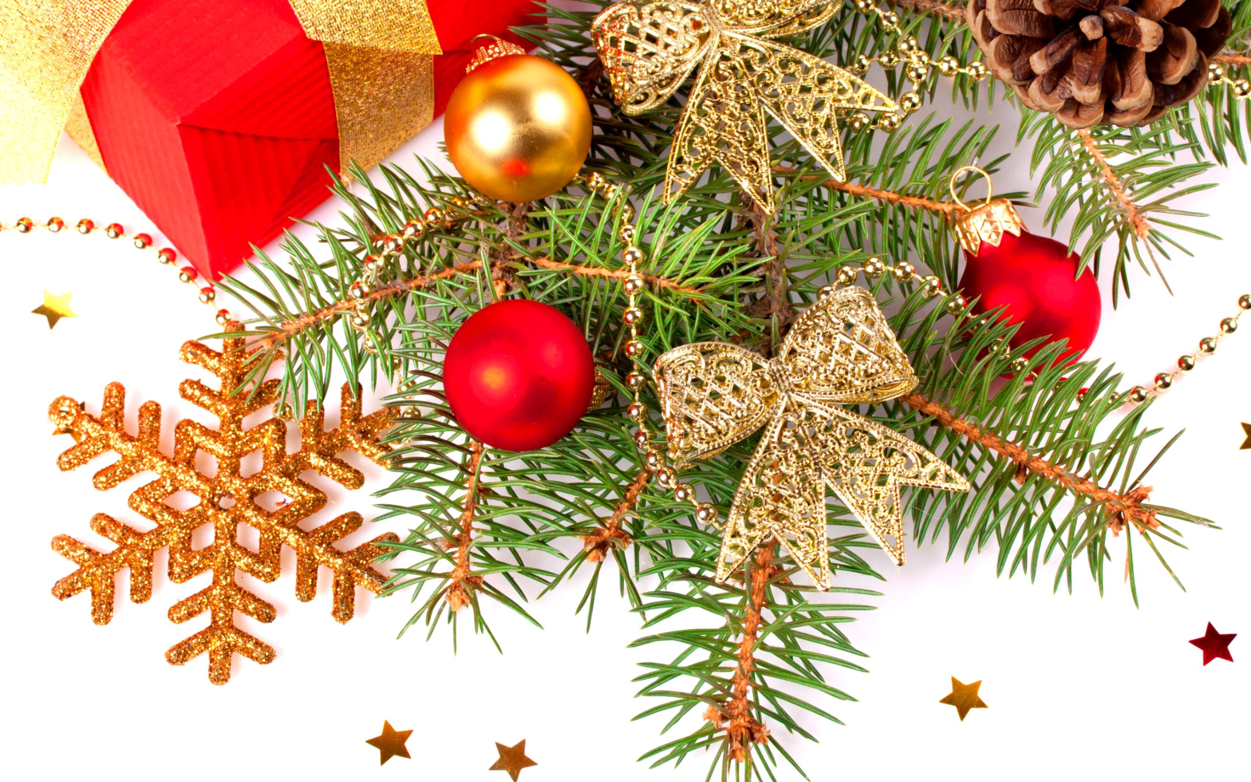 Christmas Decorations on Pine Branches HD Wallpaper