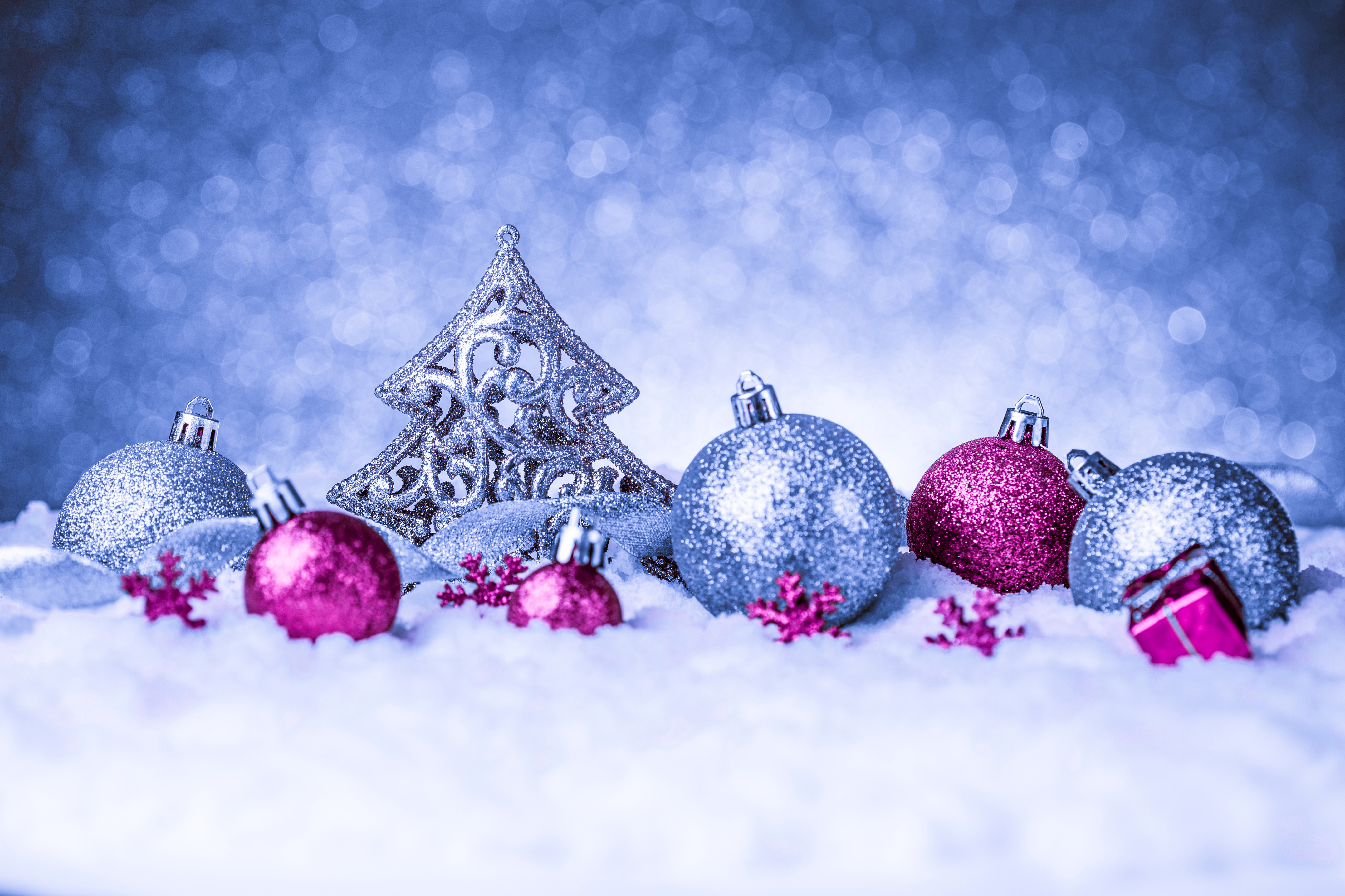 Christmas ornaments and tree in snow HD Wallpaper