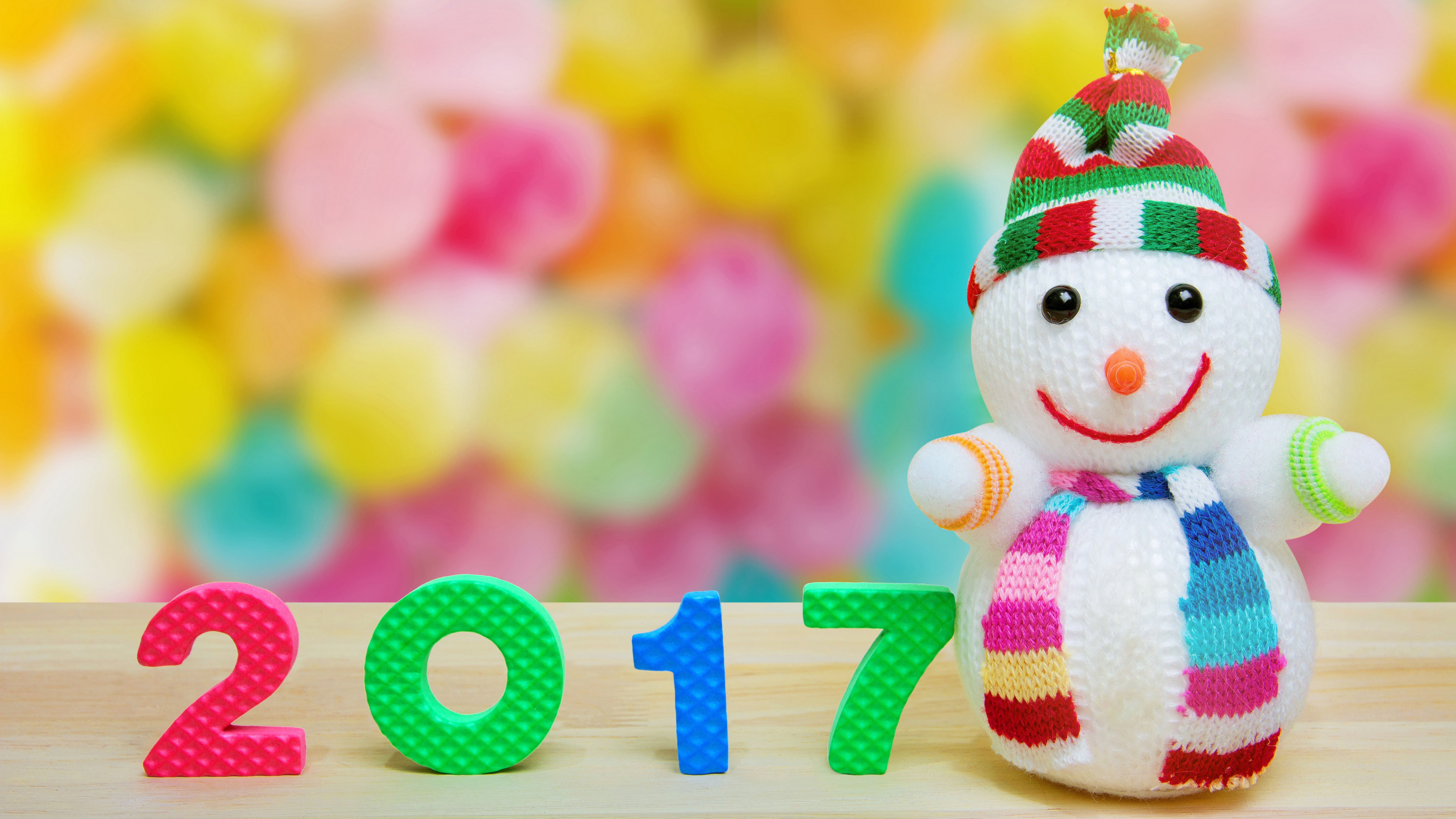 2017 numbers and snowman with Christmas hat HD Wallpaper