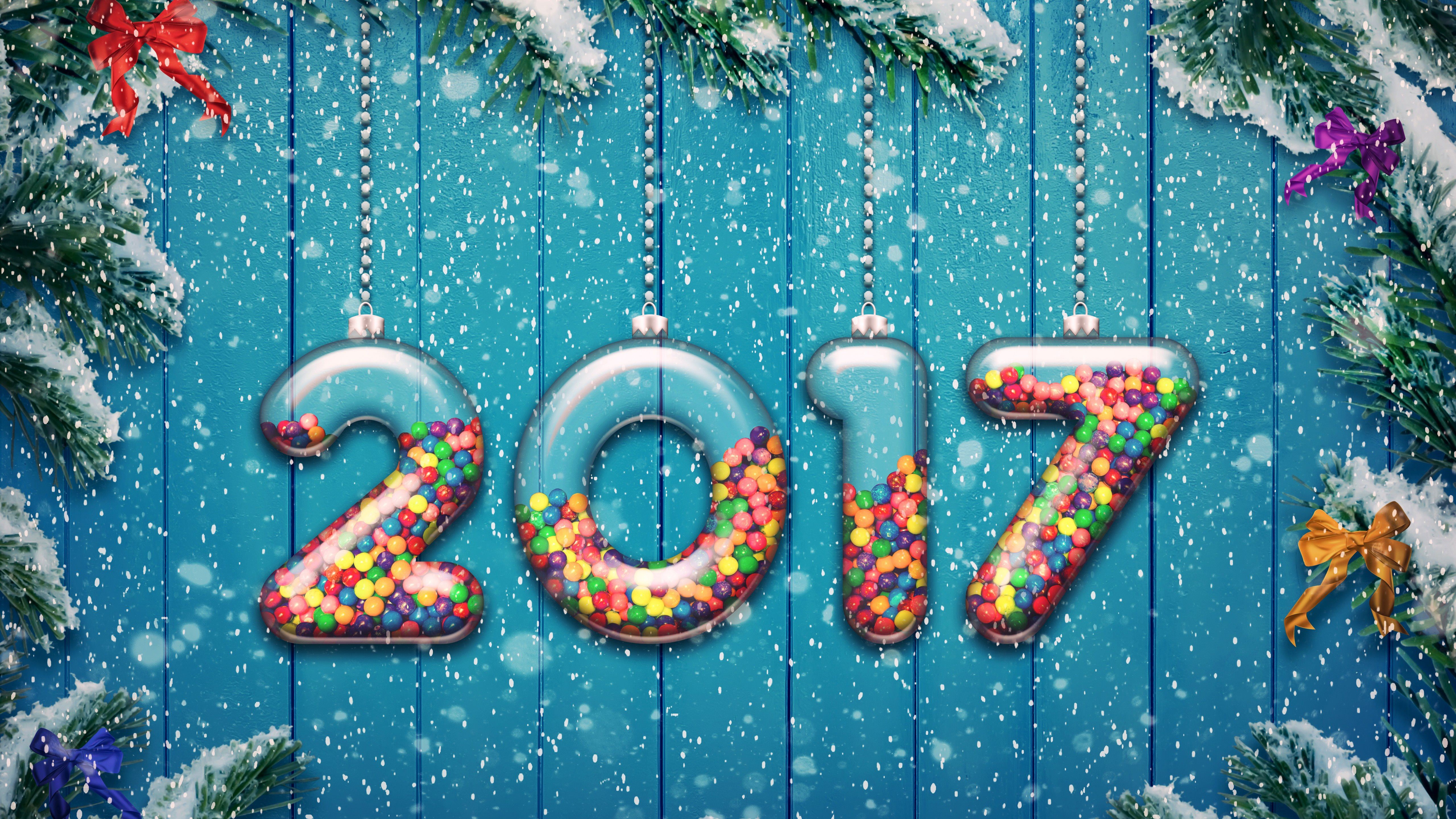 2017 Christmas ornaments with candy and snow HD Wallpaper
