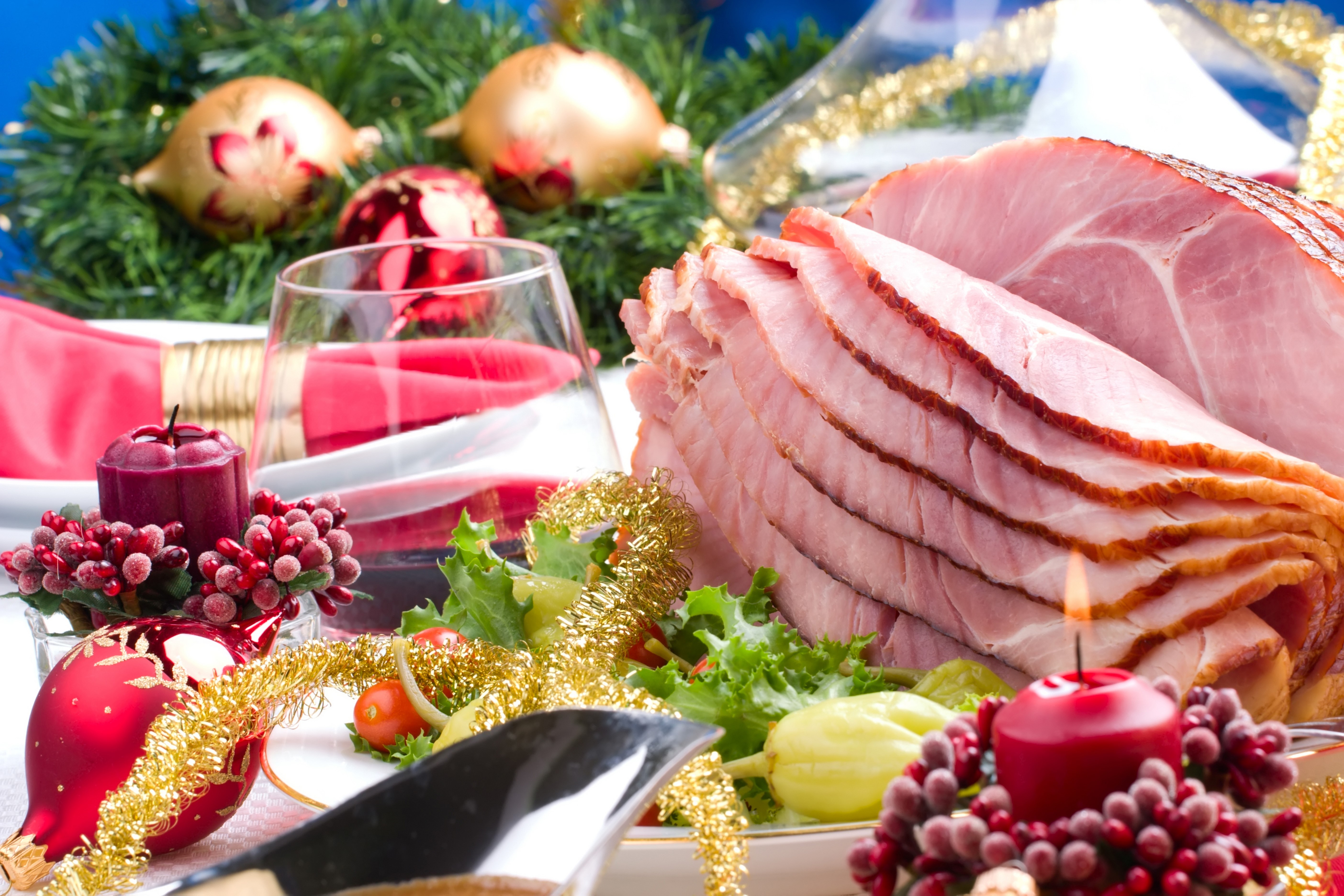 Christmas Ham with Candles and Stemware HD Wallpaper
