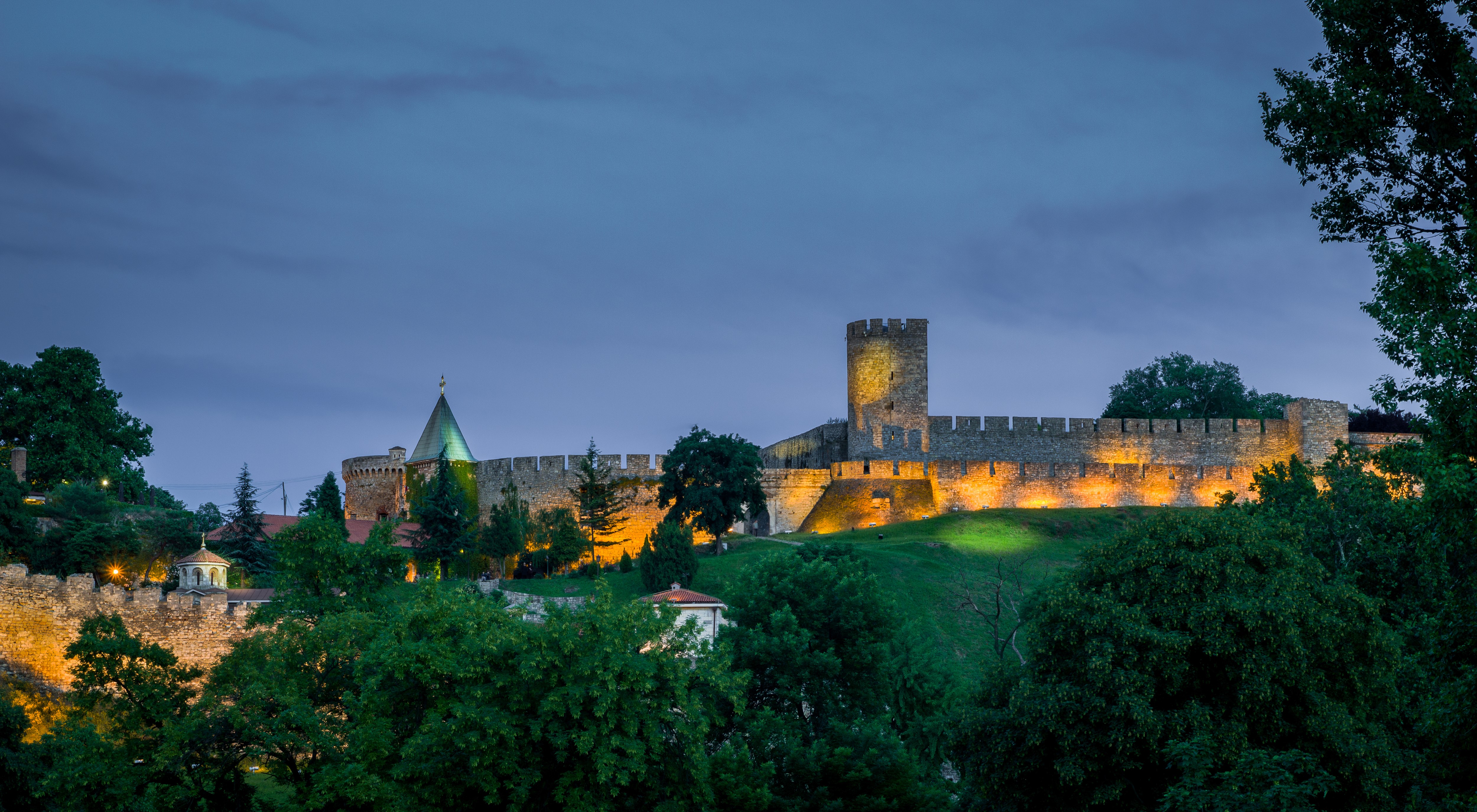 Kalemegdan Fortress in Belgrade, Serbia at Evening HD Wallpaper