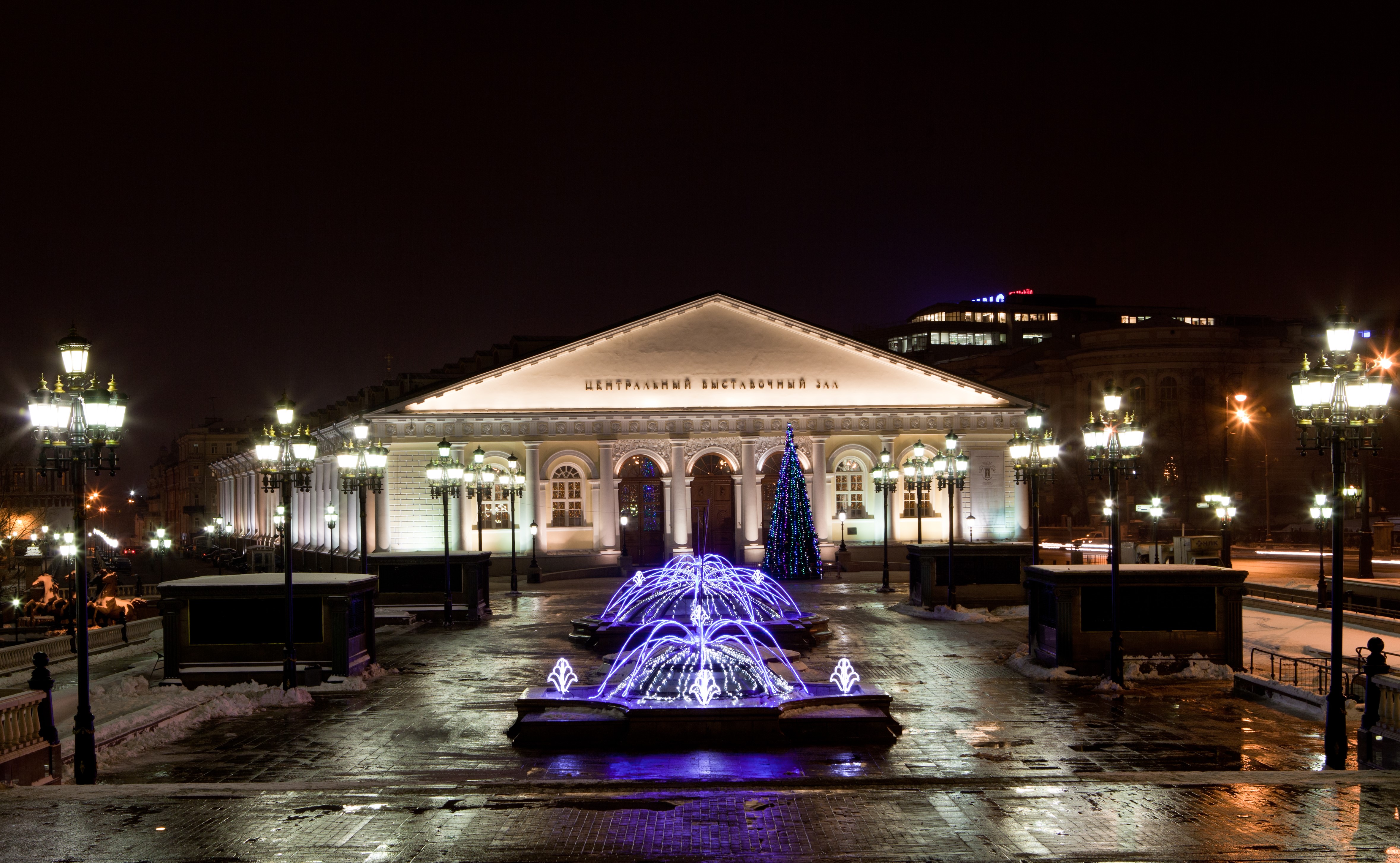 Moscow Central Exhibition Hall at Night with Fountain and Christmas Tree HD Wallpaper