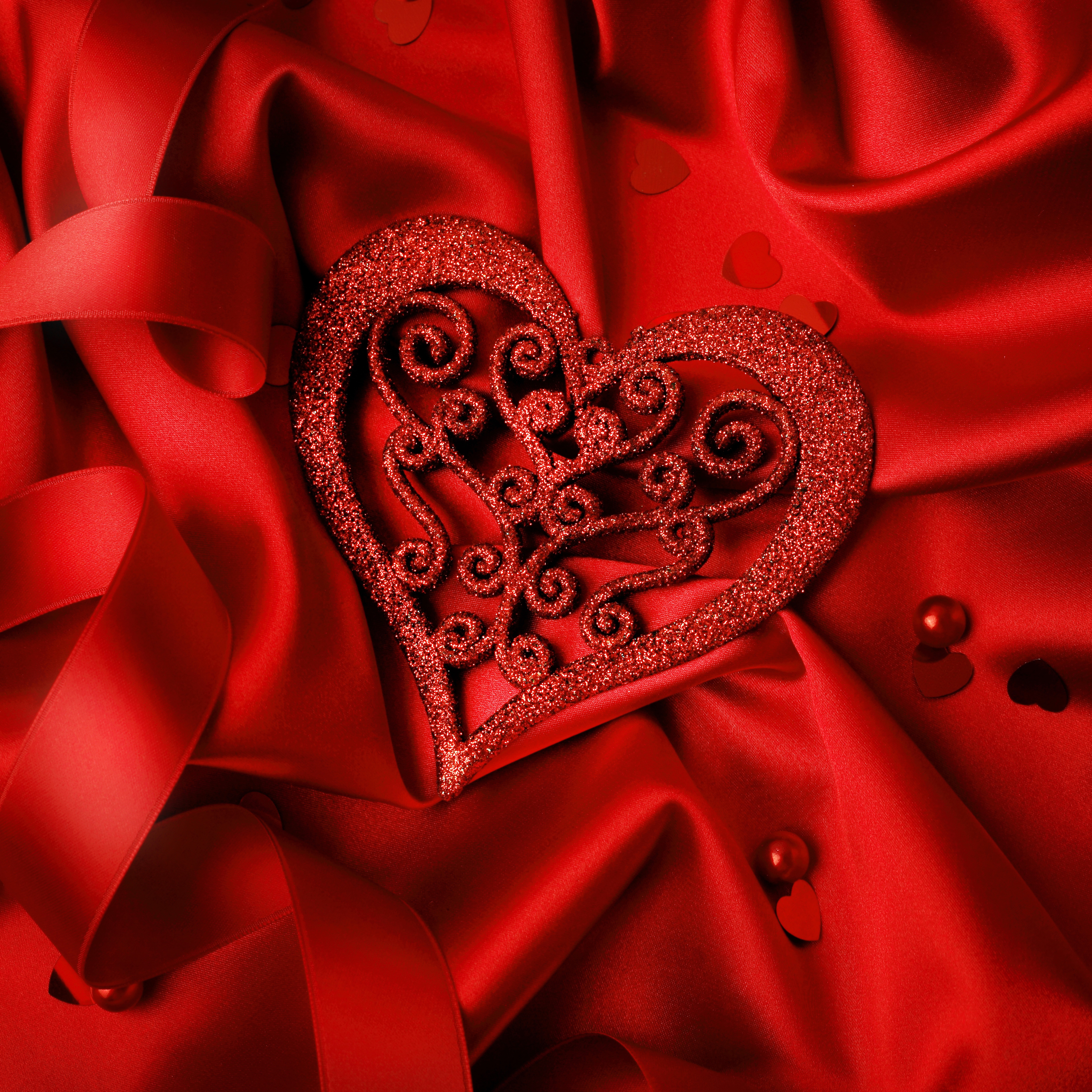 Red Glitter Heart on Red Silk Fabric HD Wallpaper