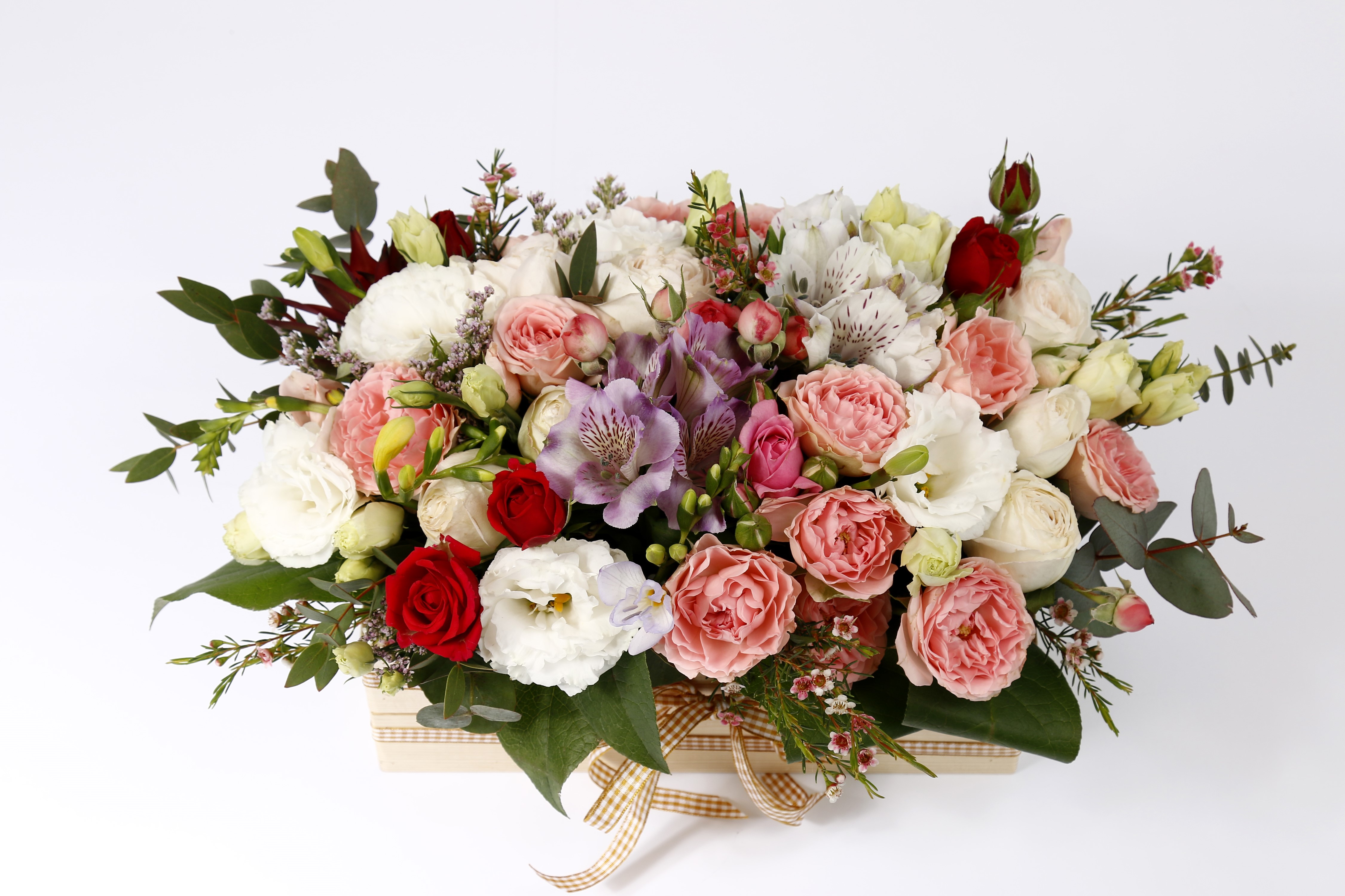Bouquet of Roses, Eustoma, and Alstroemeria HD Wallpaper