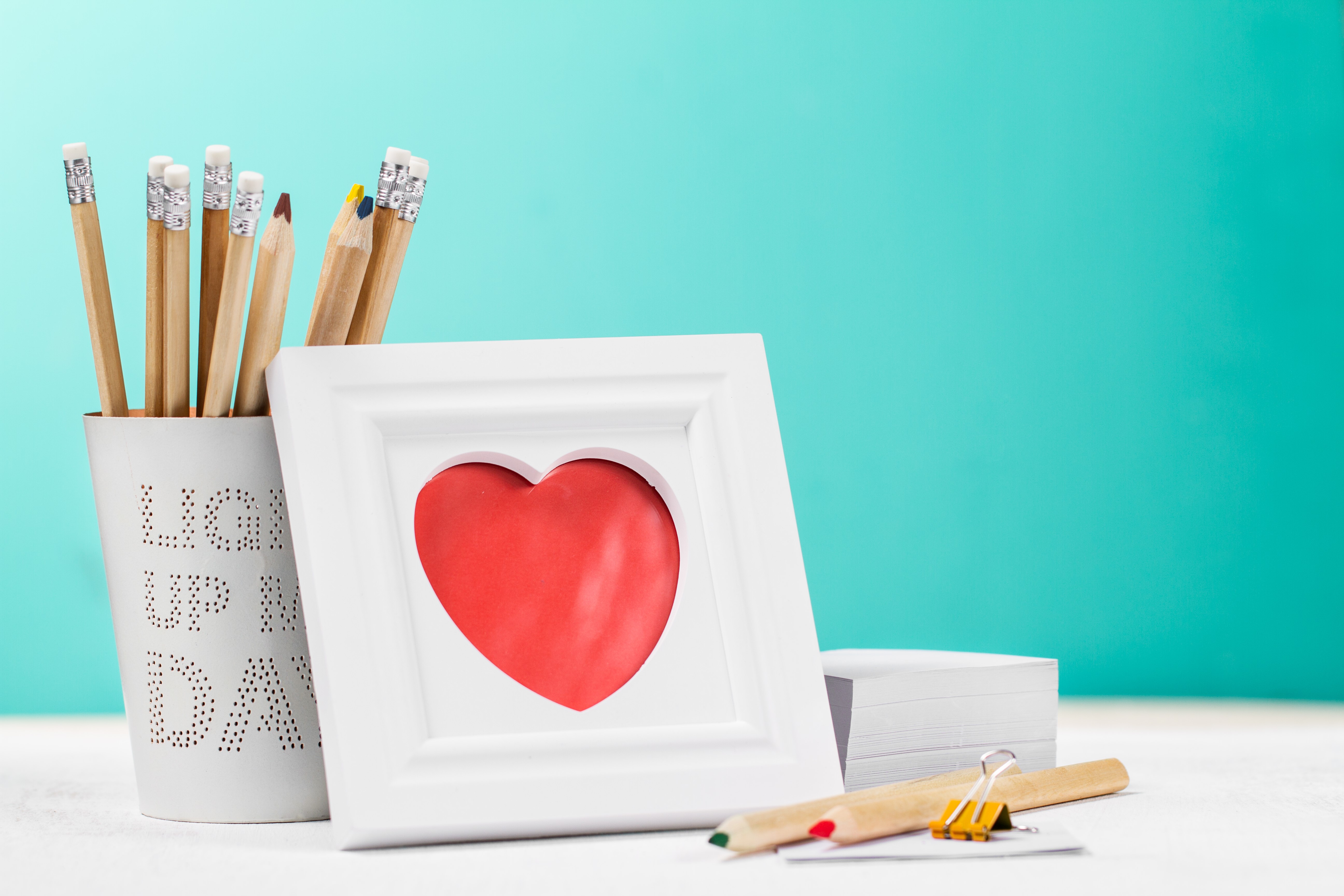 Valentine's Day Heart Photo Frame with Pencils HD Wallpaper