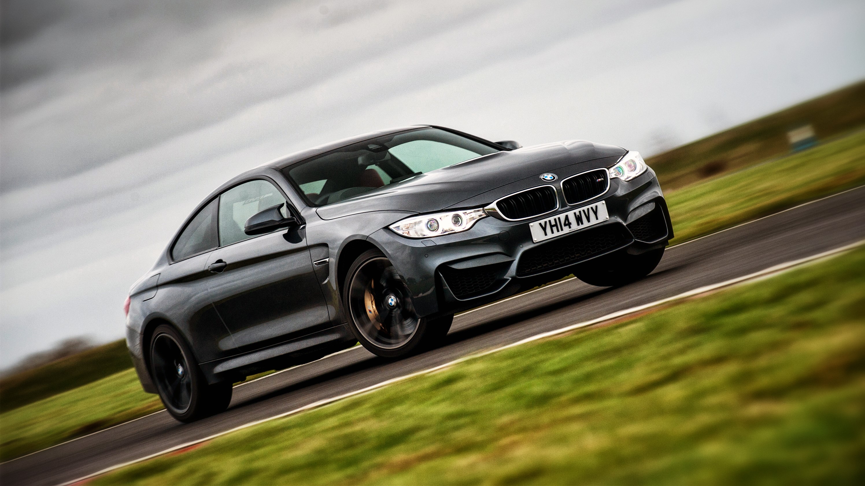 BMW M4 Coupe F82 UK-spec HD Wallpaper