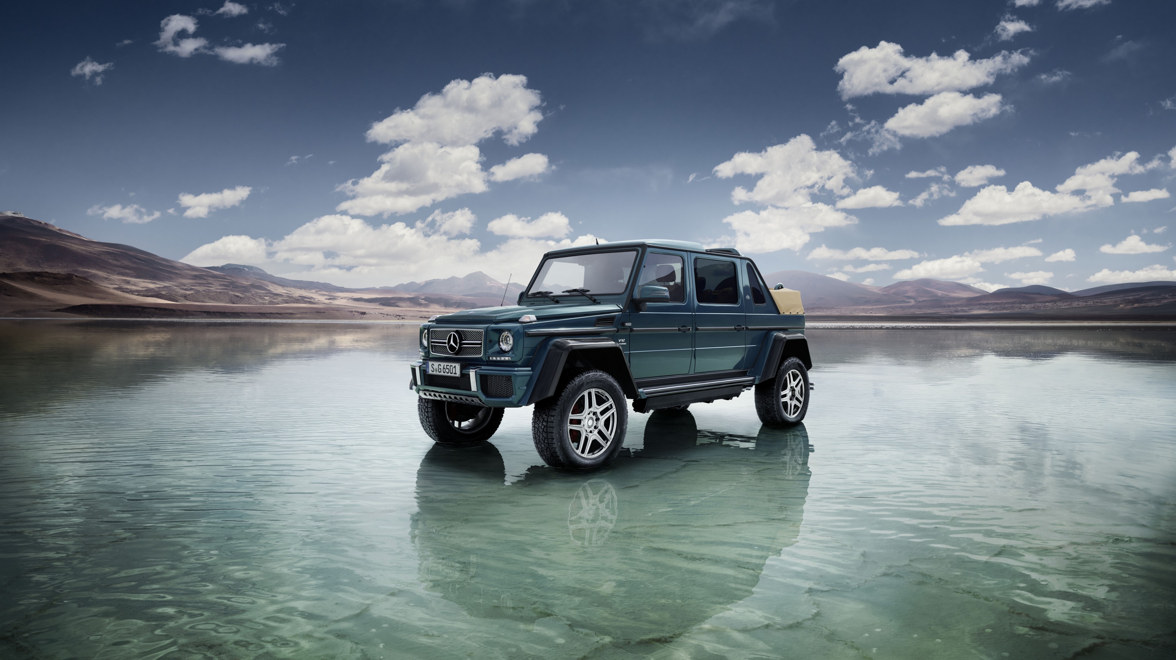 4K Mercedes-Benz Maybach G 650 Landaulet on Water HD Wallpaper