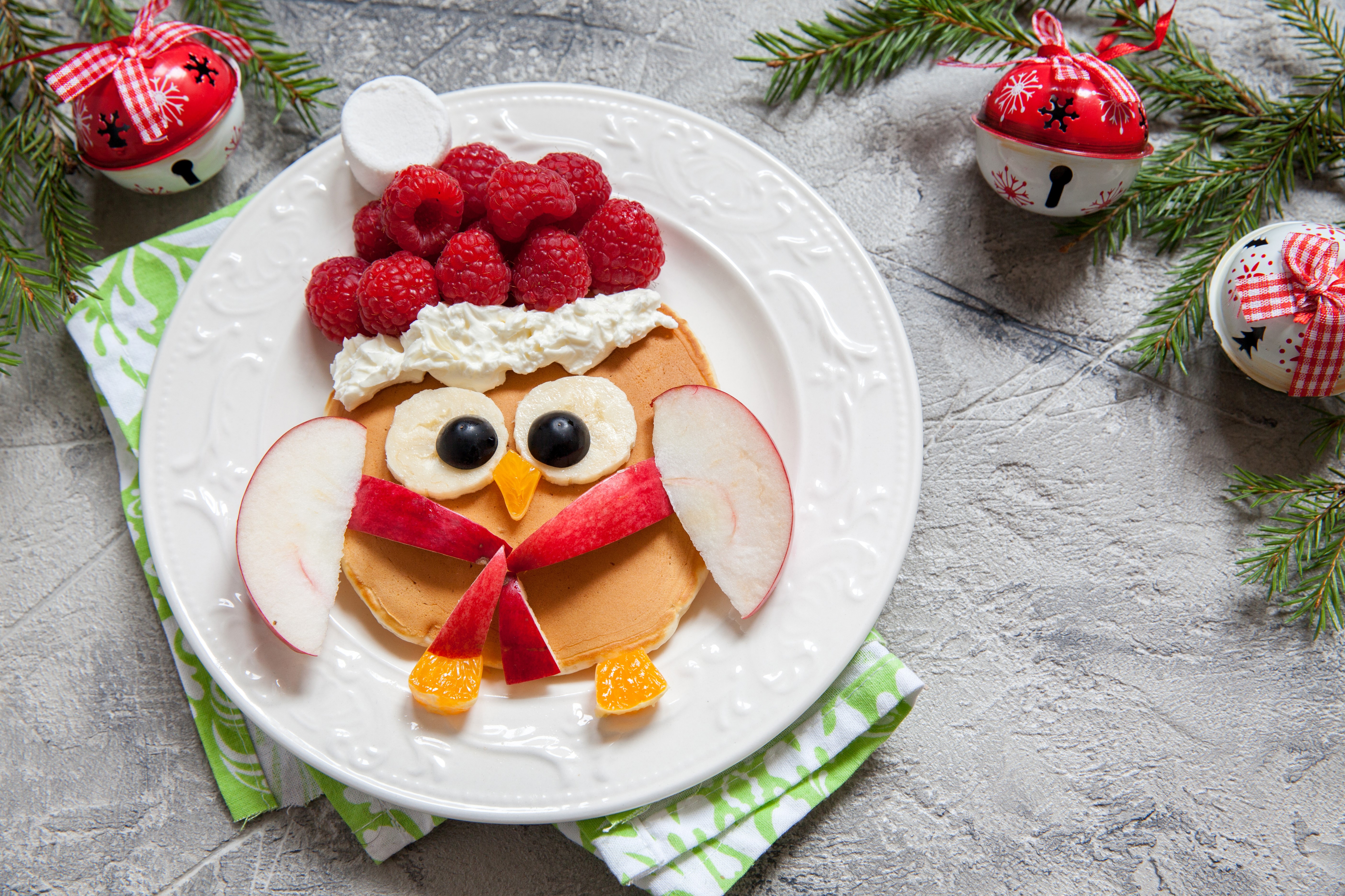 Pancake Owl with Raspberries and Apples on a Plate HD Wallpaper