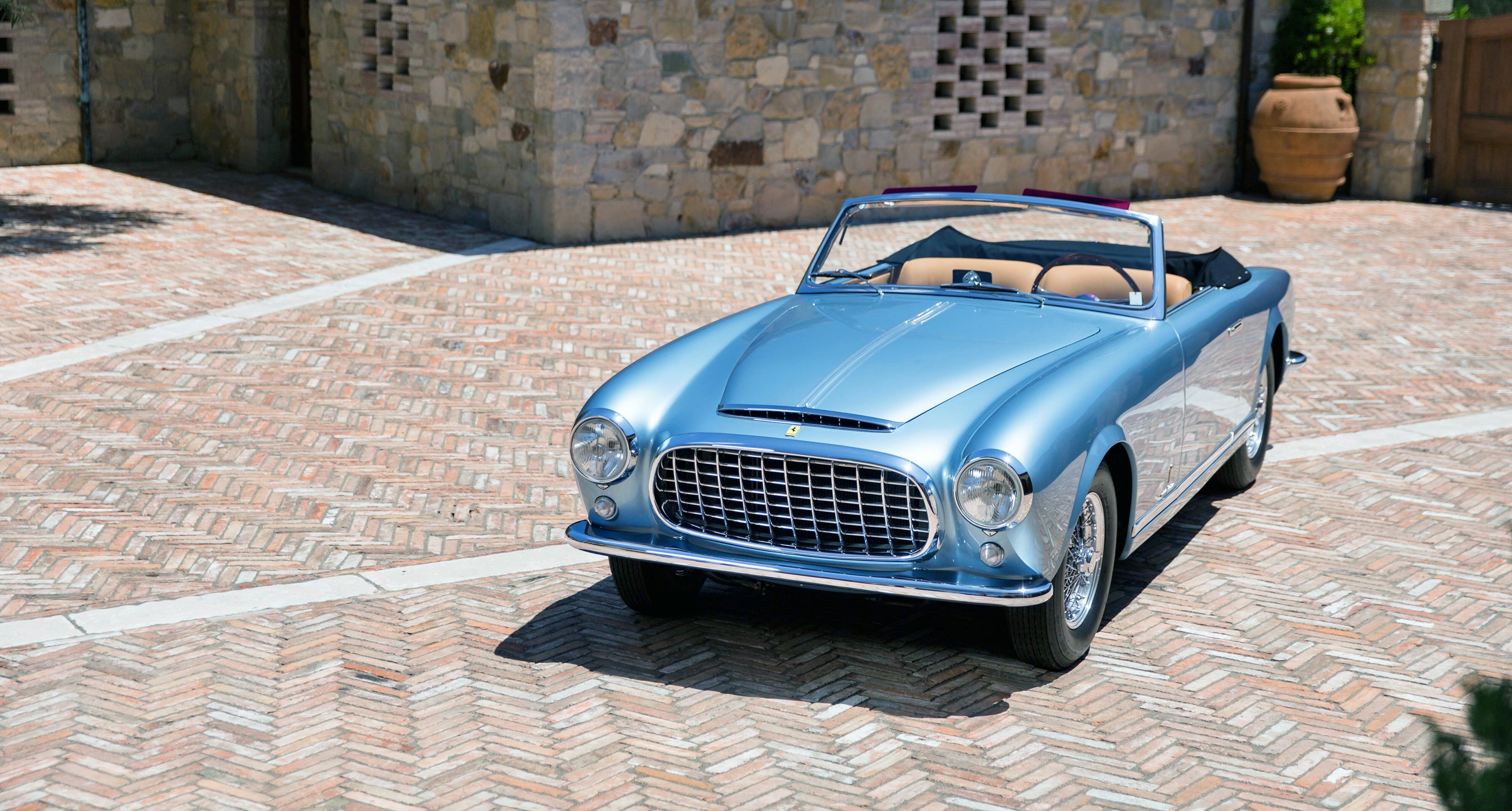 1952 Ferrari 212 Inter Cabriolet by Pininfarina HD Wallpaper