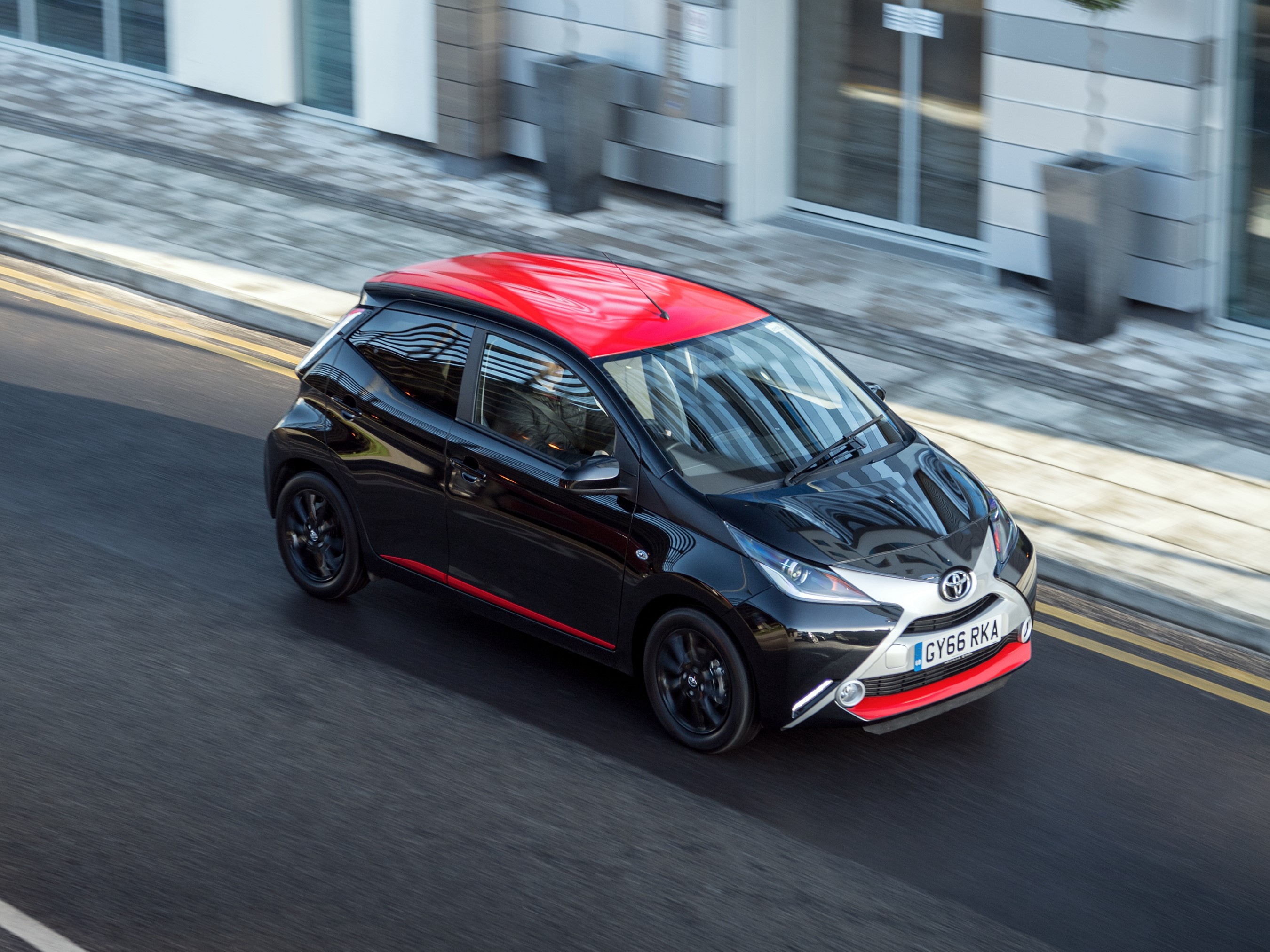 2017 Toyota Aygo X-Press 5-door in motion HD Wallpaper