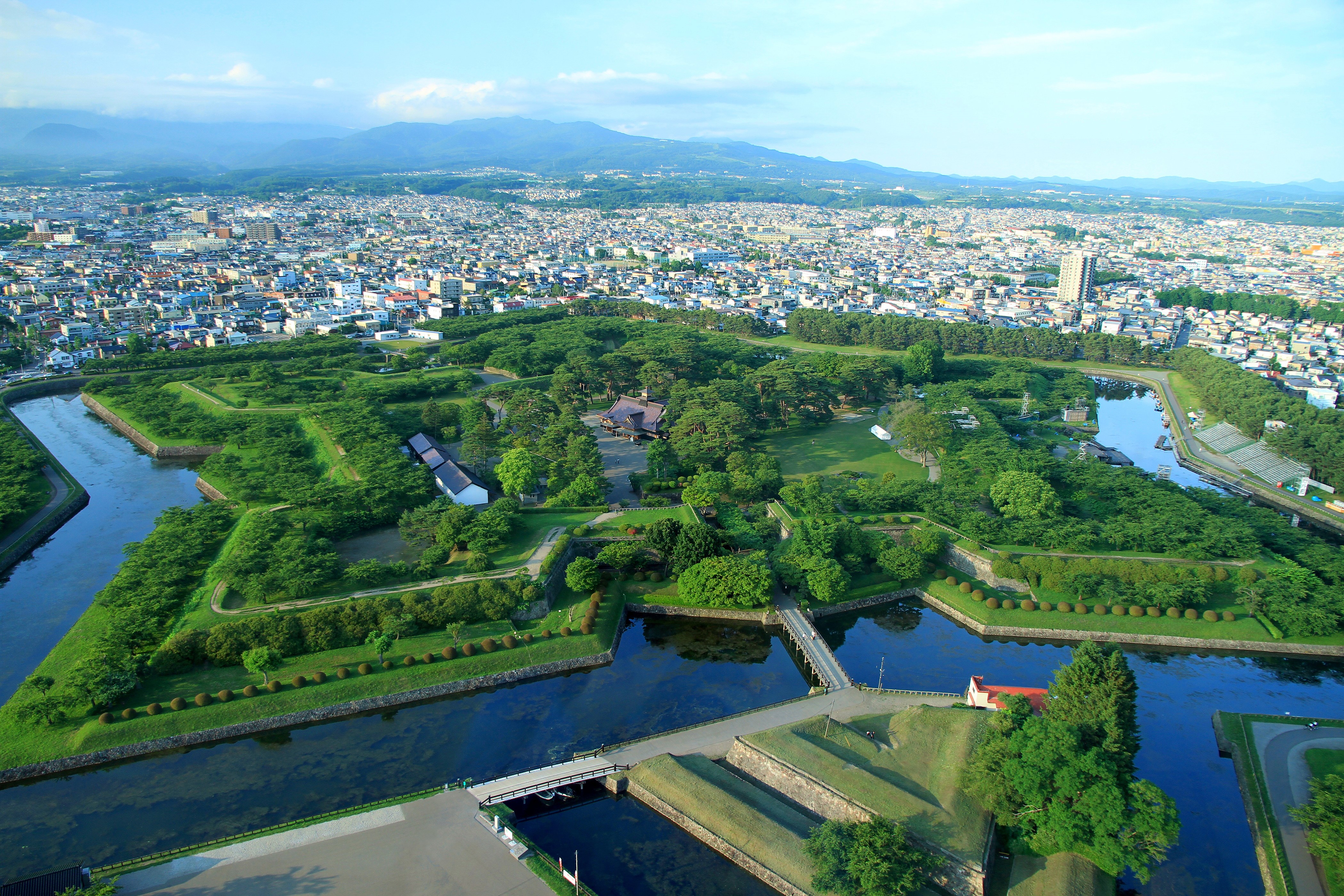 4K Aerial View of Hakodate Goryokaku Park-Fort, Japan HD Wallpaper