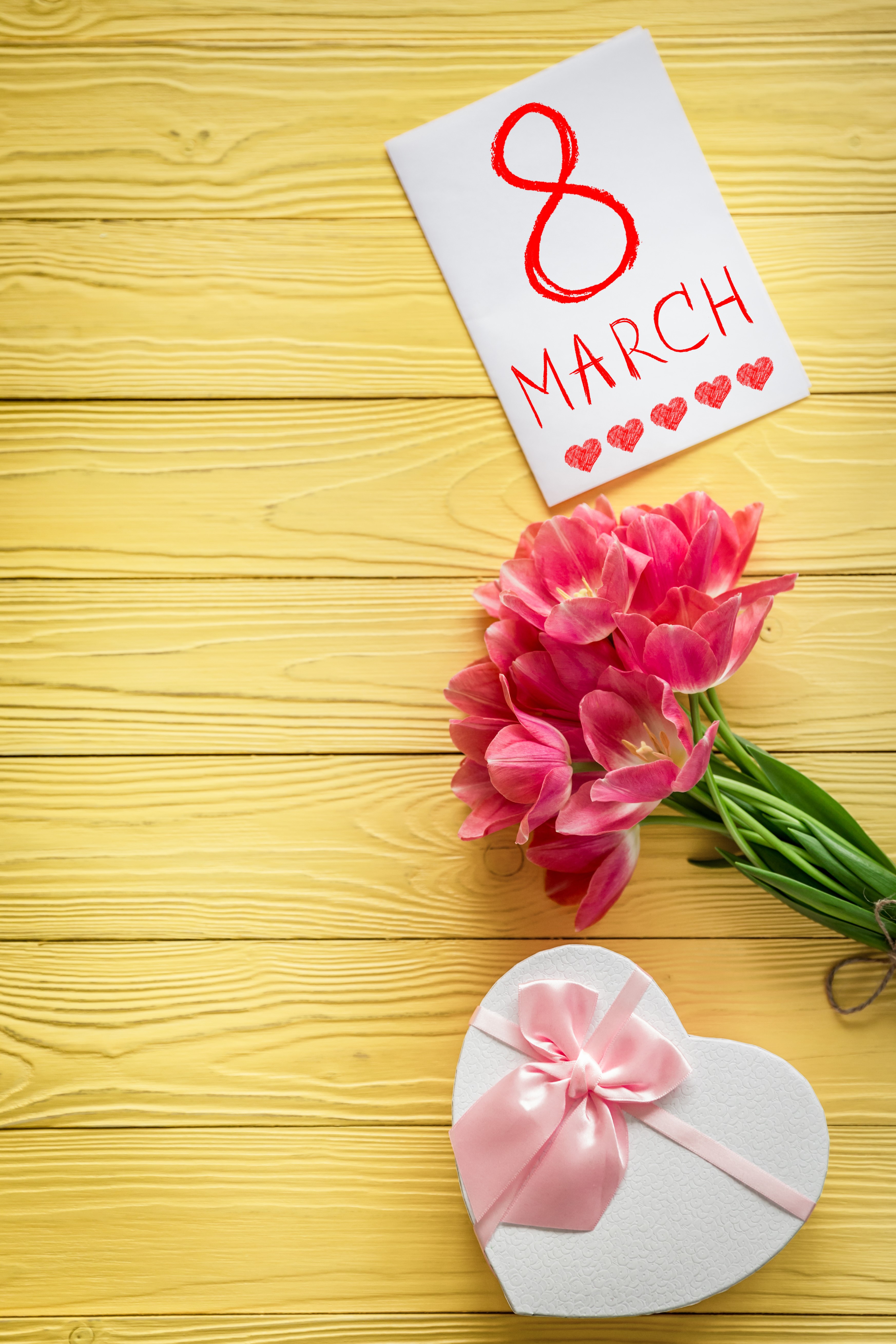 March 8th tulips and gift box on wood HD Phone Wallpaper