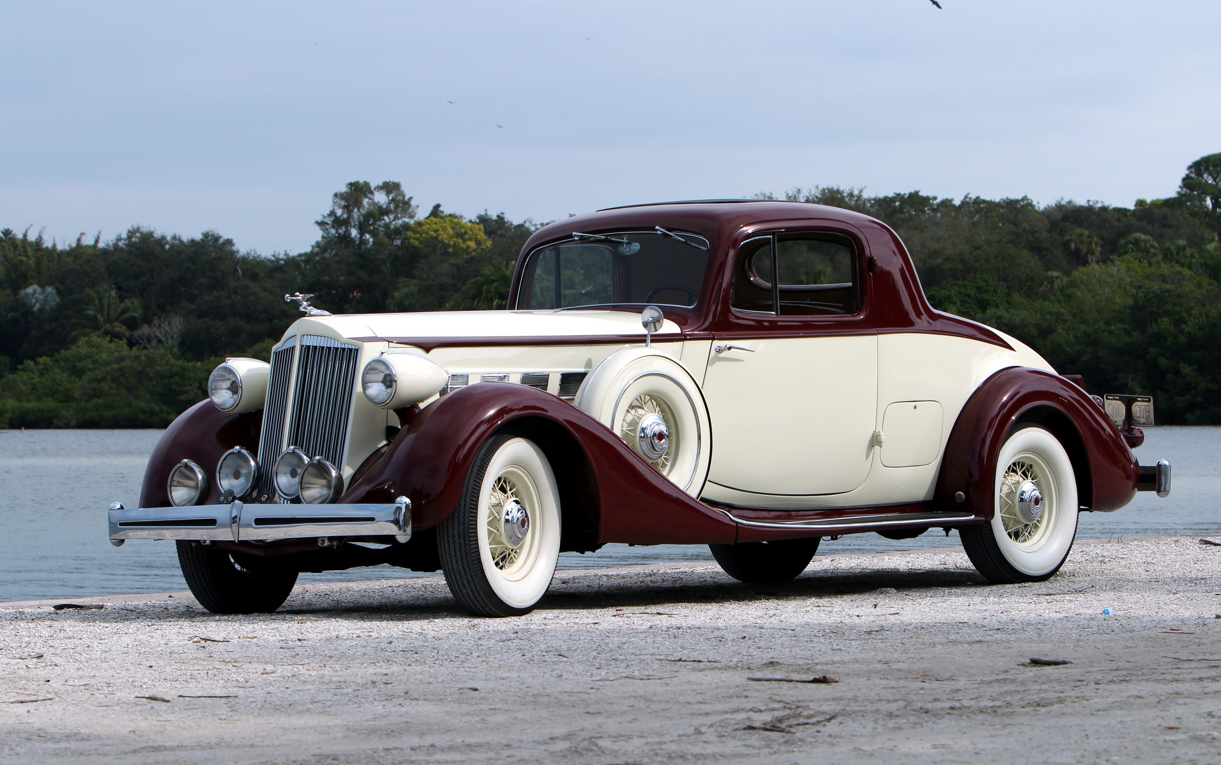 1936 Packard Super Eight Coupe HD Wallpaper