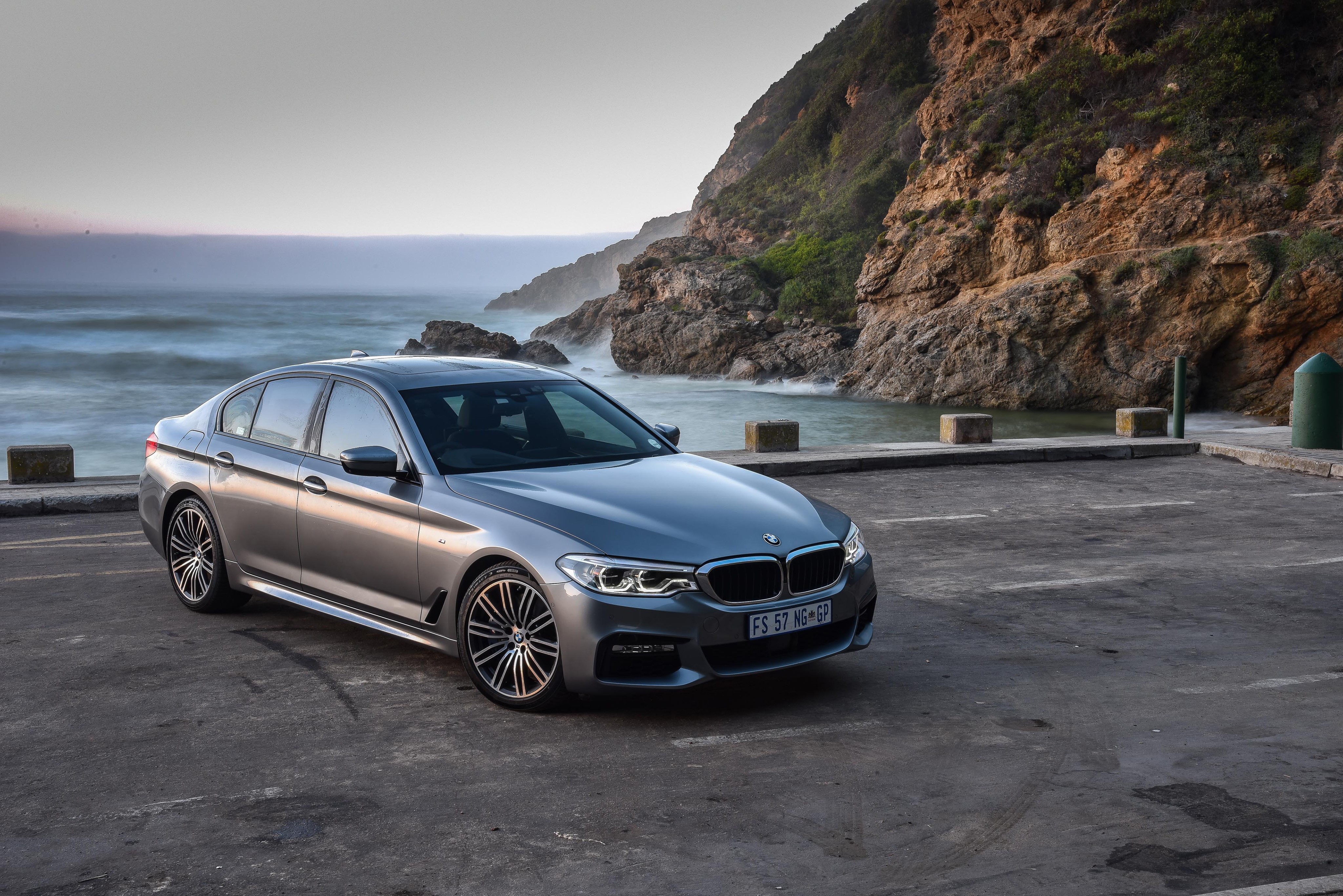 2017 BMW 540i Sedan M Sport by the Ocean HD Wallpaper