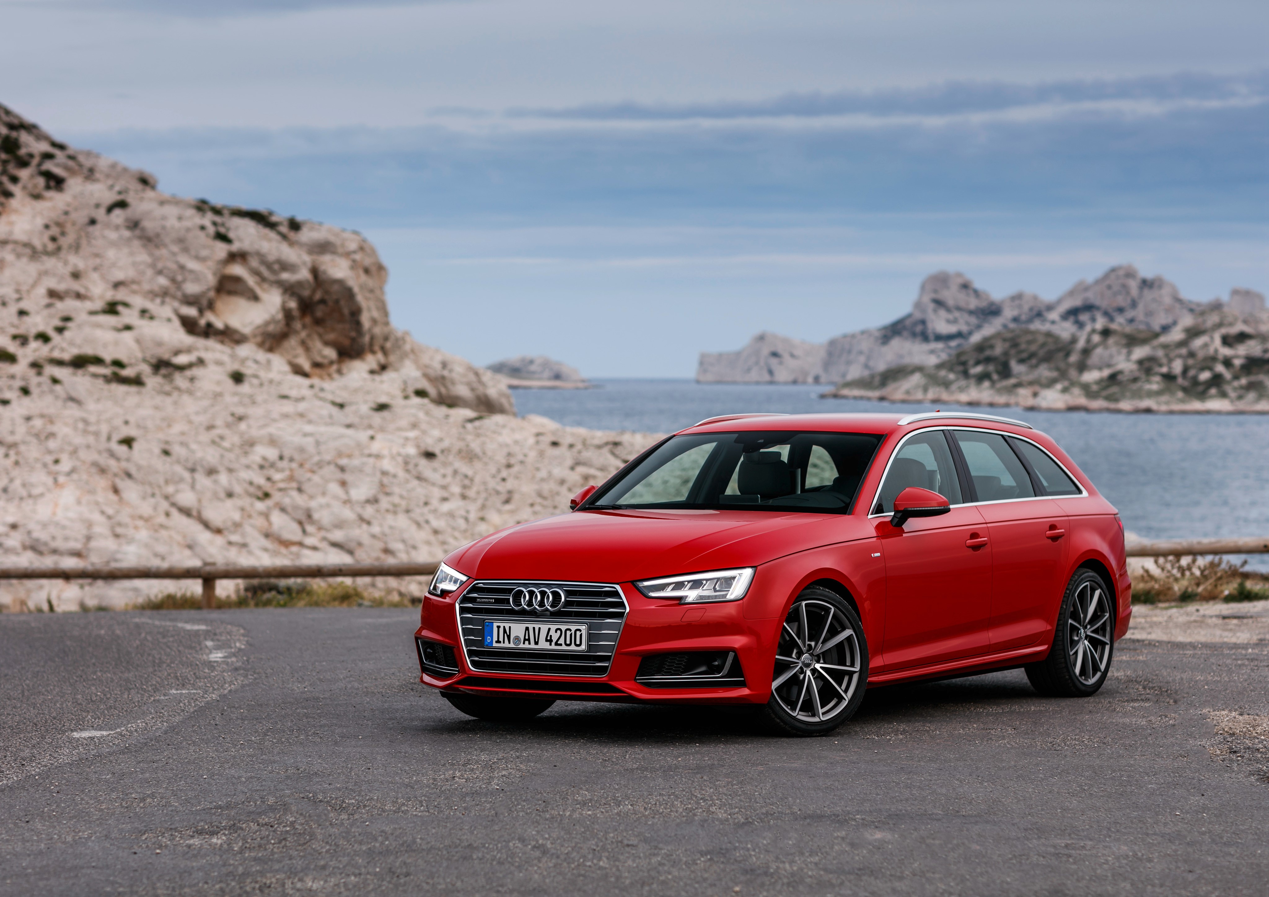 Red Audi A4 B9 Avant 2015 quattro Estate Car HD Wallpaper