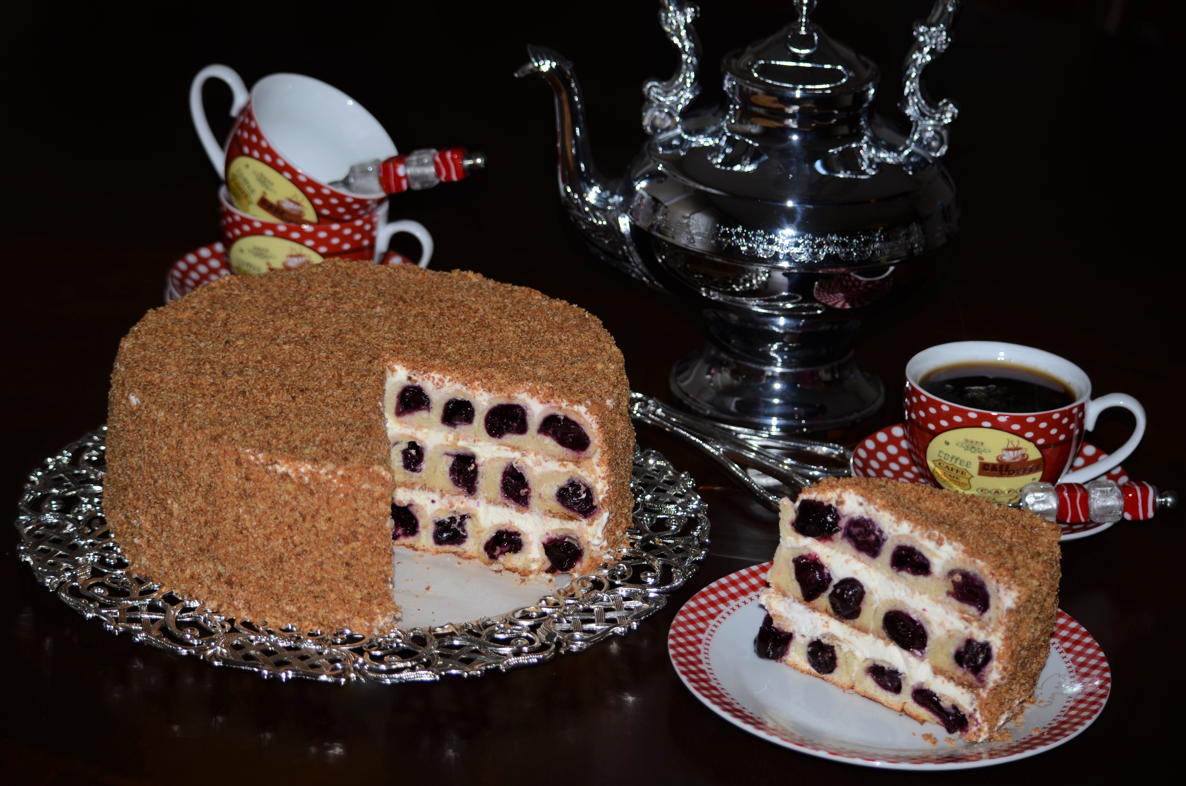 4K cake with blueberries and coffee HD Wallpaper