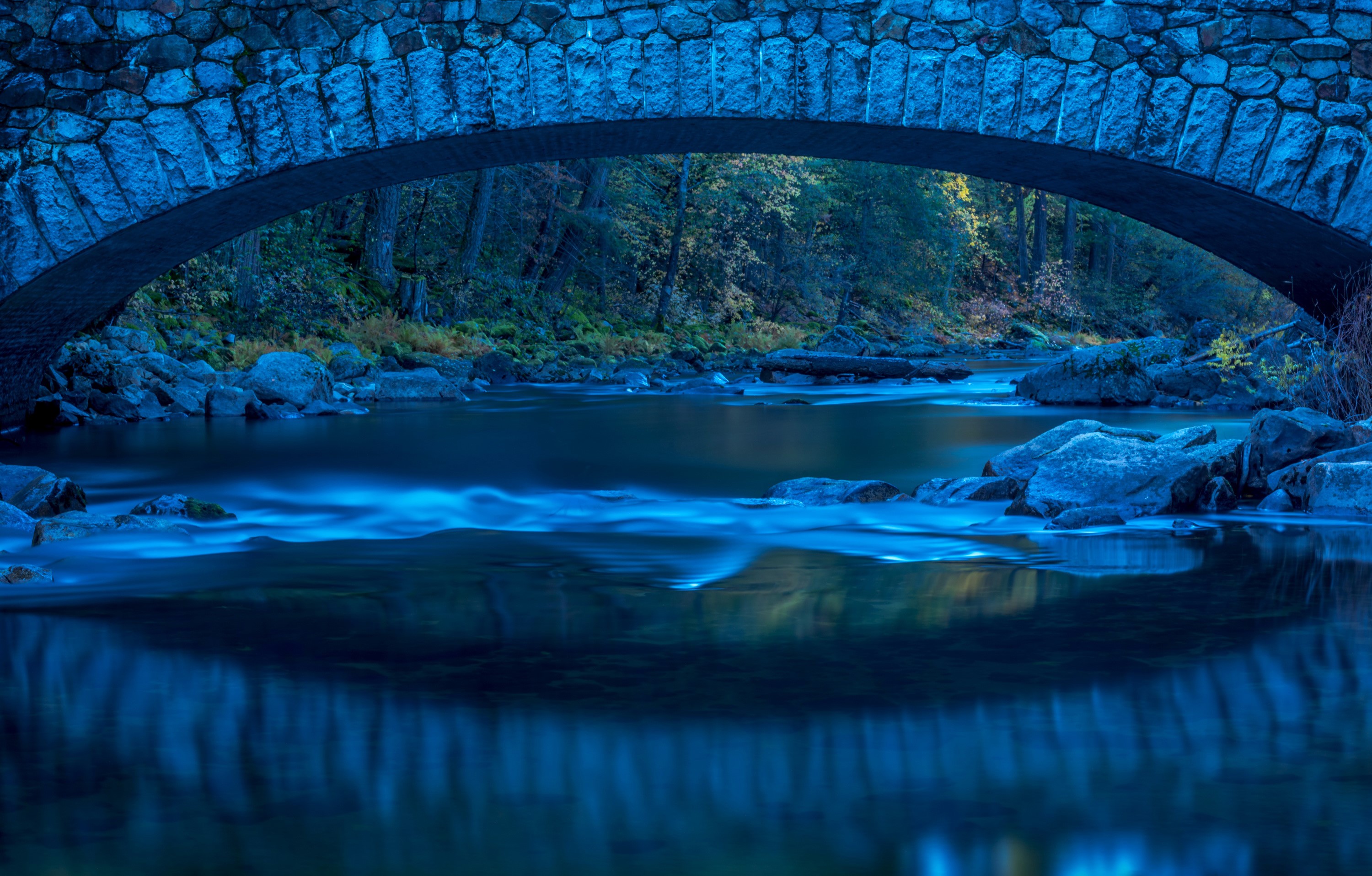 Stone bridge over a river in Yosemite National Park HD Wallpaper
