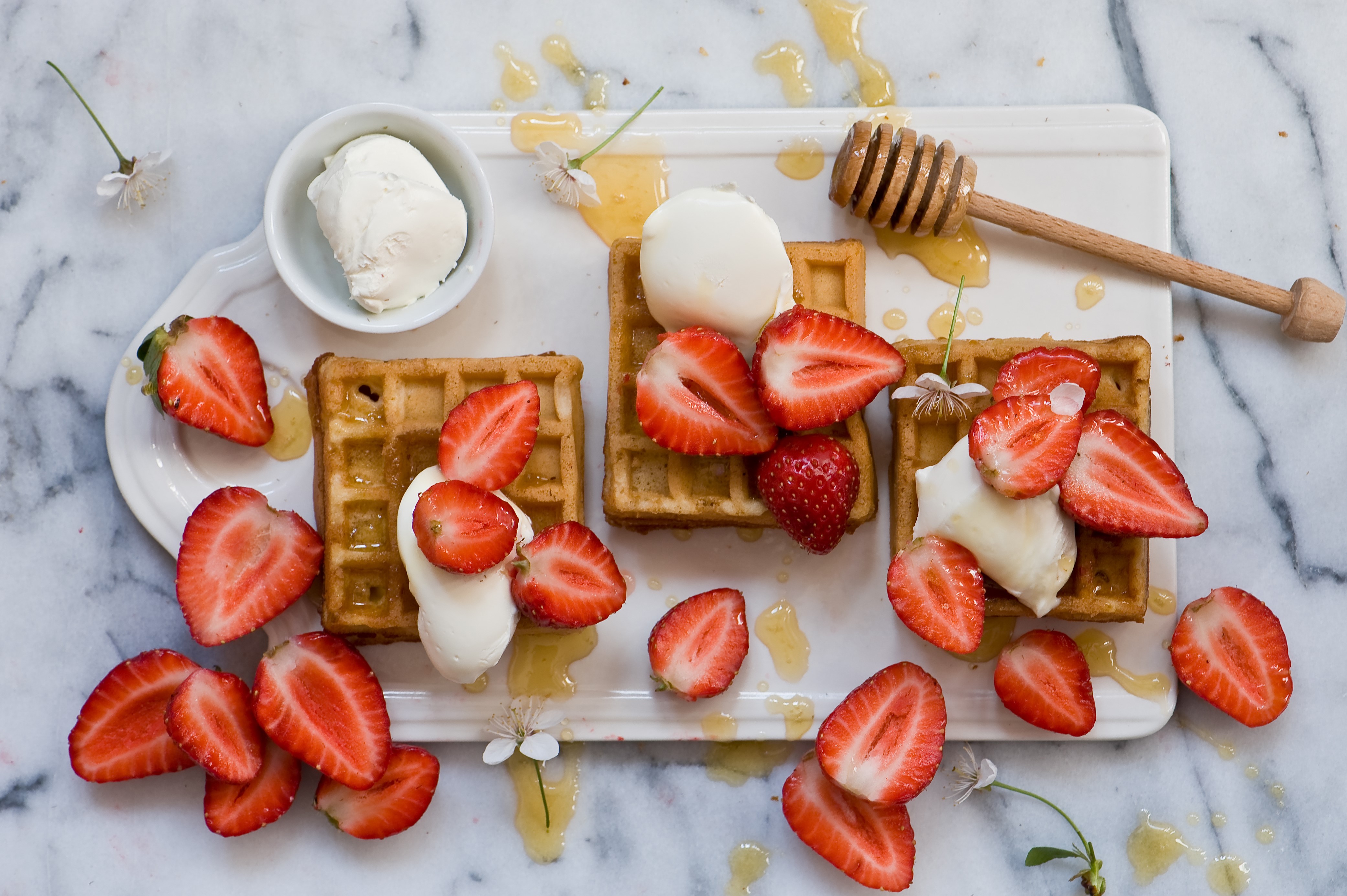 Waffles with strawberries, ice cream, and honey HD Wallpaper