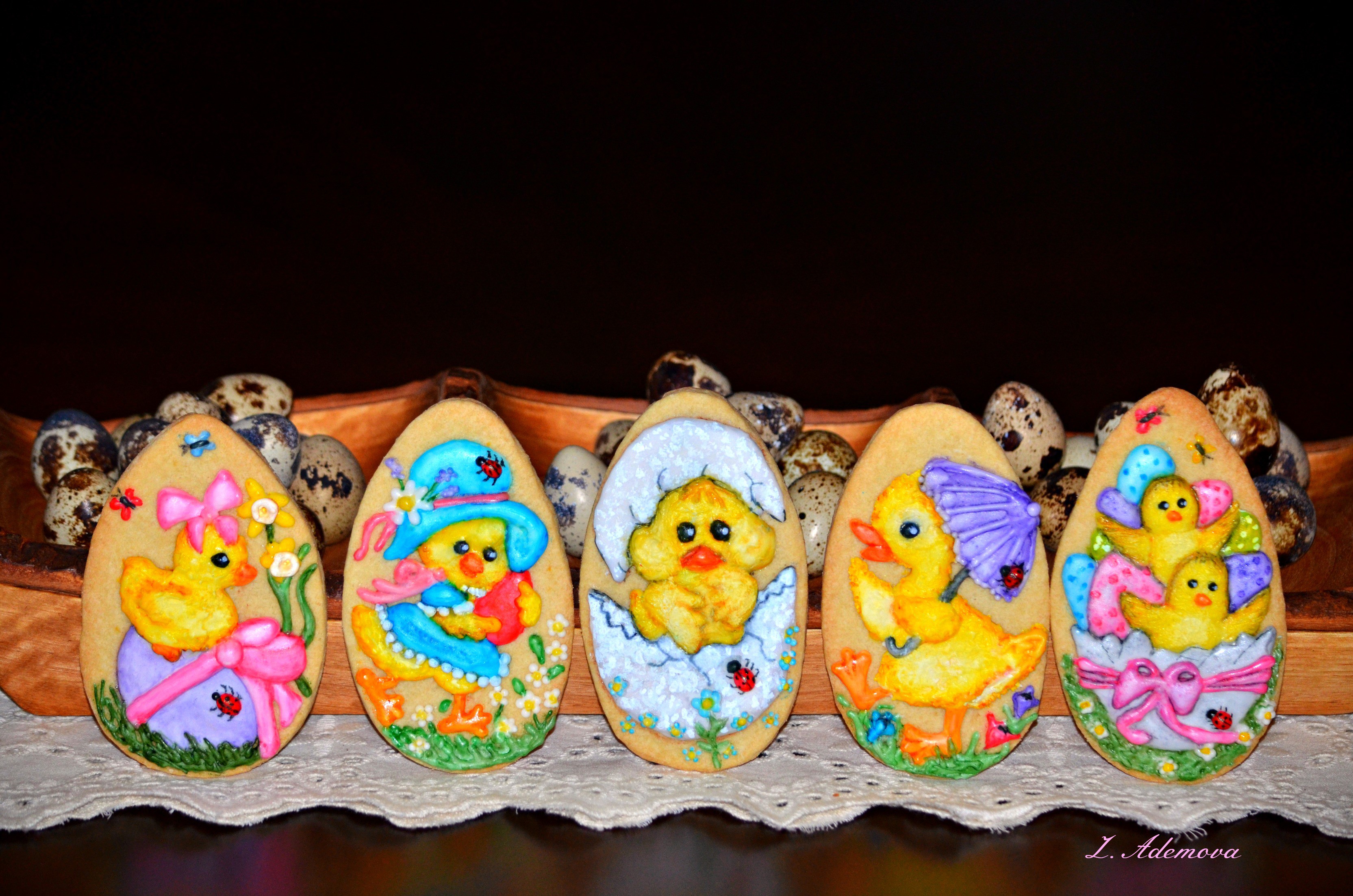 Easter Egg Cookies with Chicks and Quail Eggs HD Wallpaper