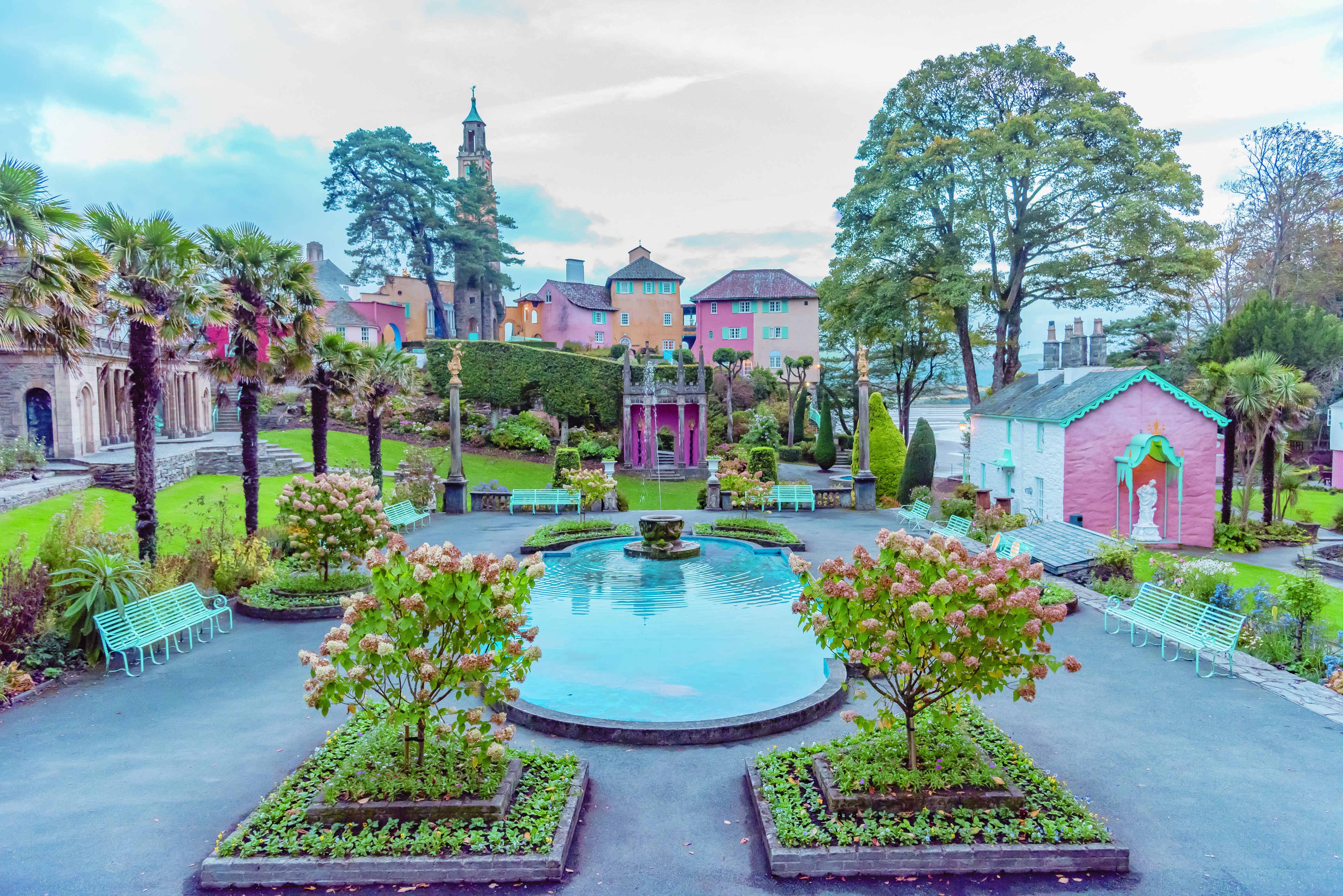 Portmeirion Village with Fountain and Colorful Houses, Wales HD Wallpaper