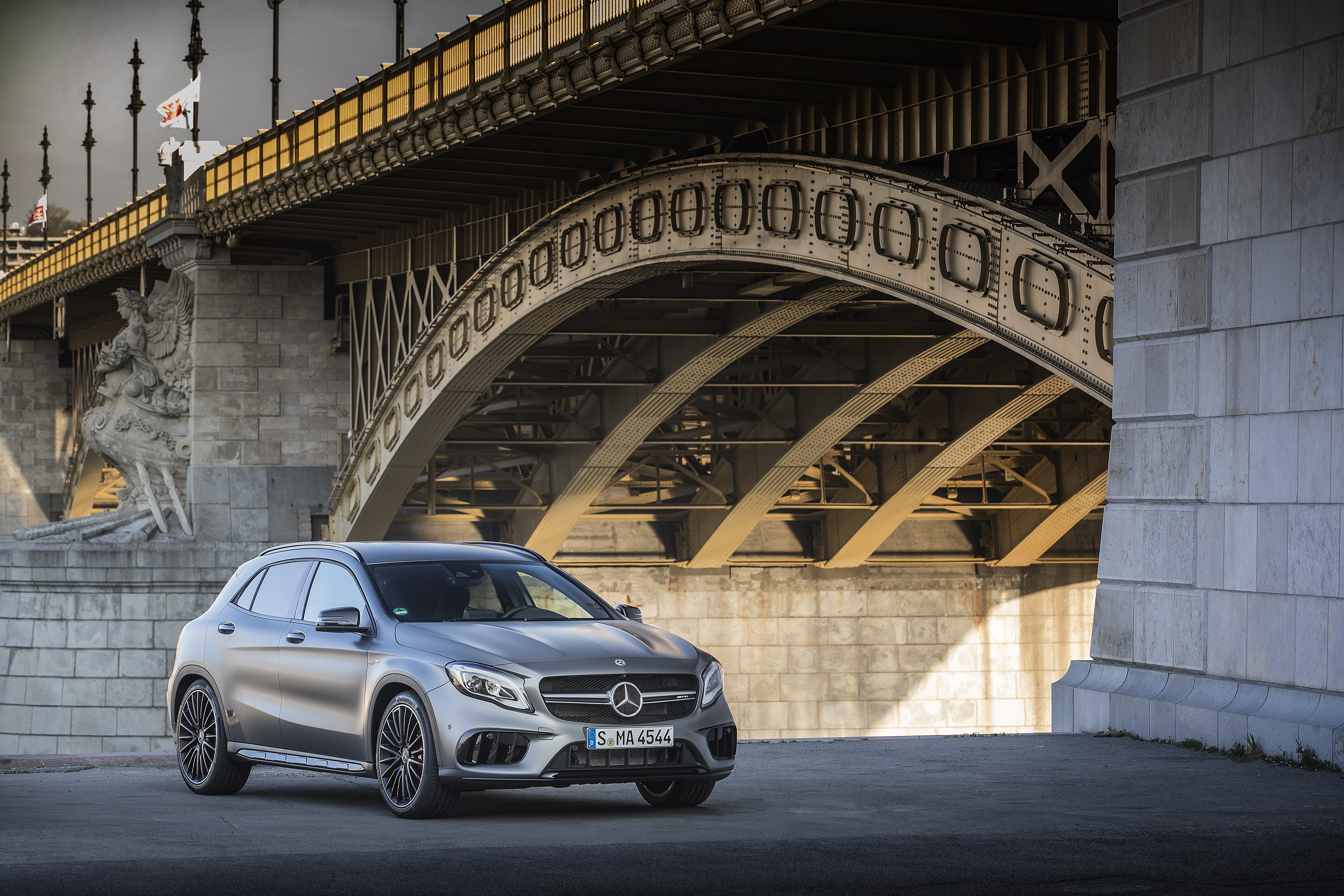 2017 AMG GLA 45 4MATIC Mercedes-Benz HD Wallpaper