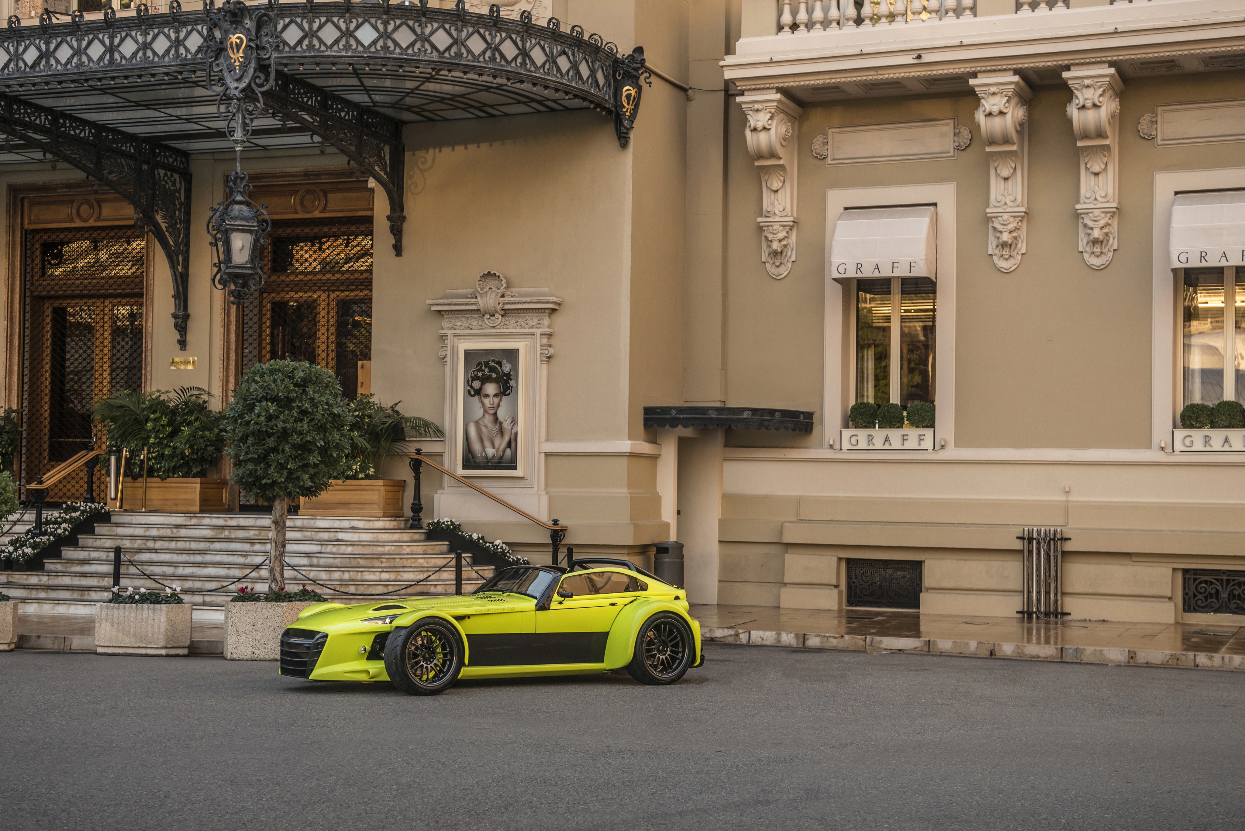 4K 2016 Donkervoort D8 GTO-RS in front of Graff building HD Wallpaper