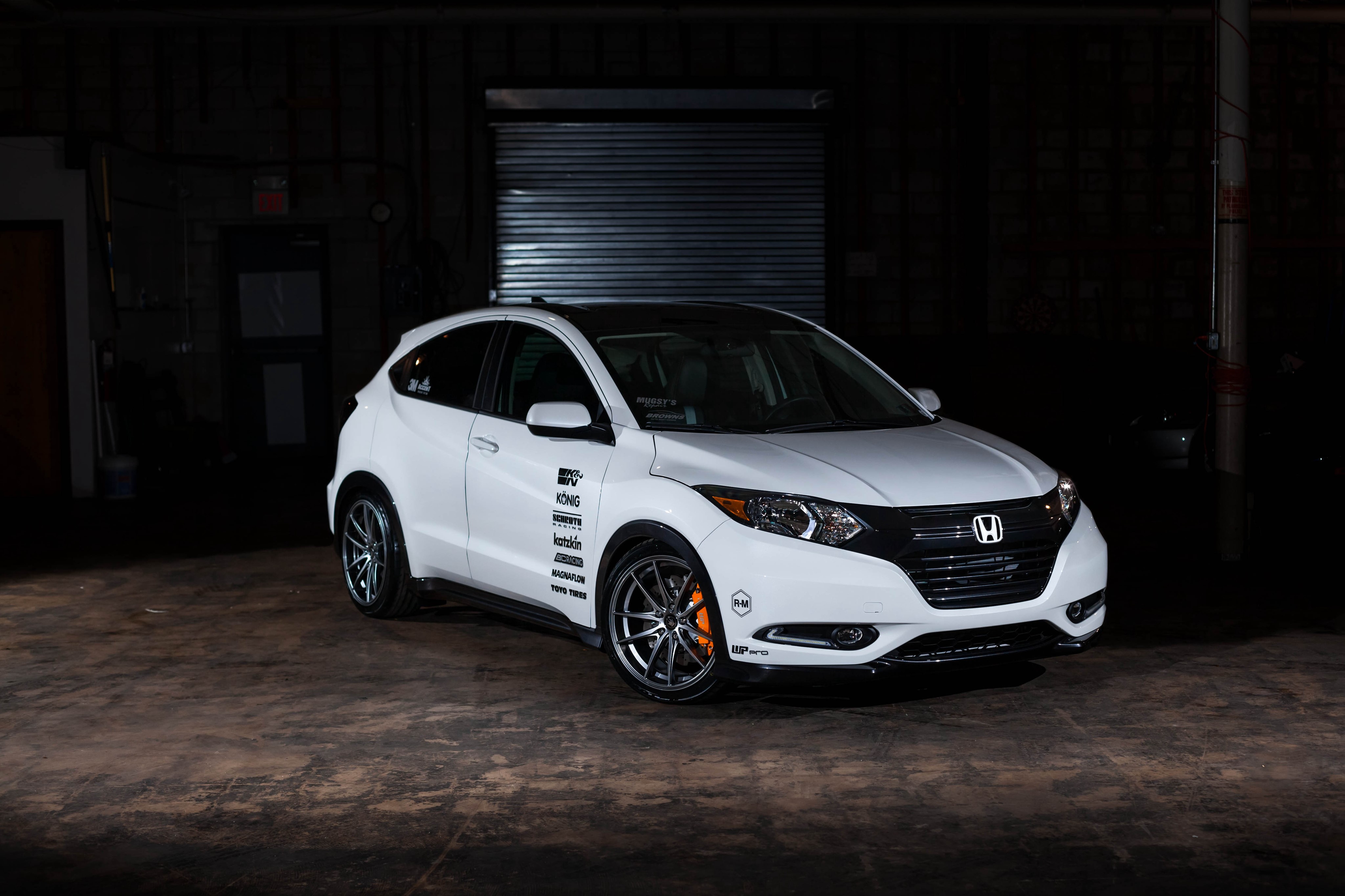 4K Honda HR-V Fox Marketing HD Wallpaper