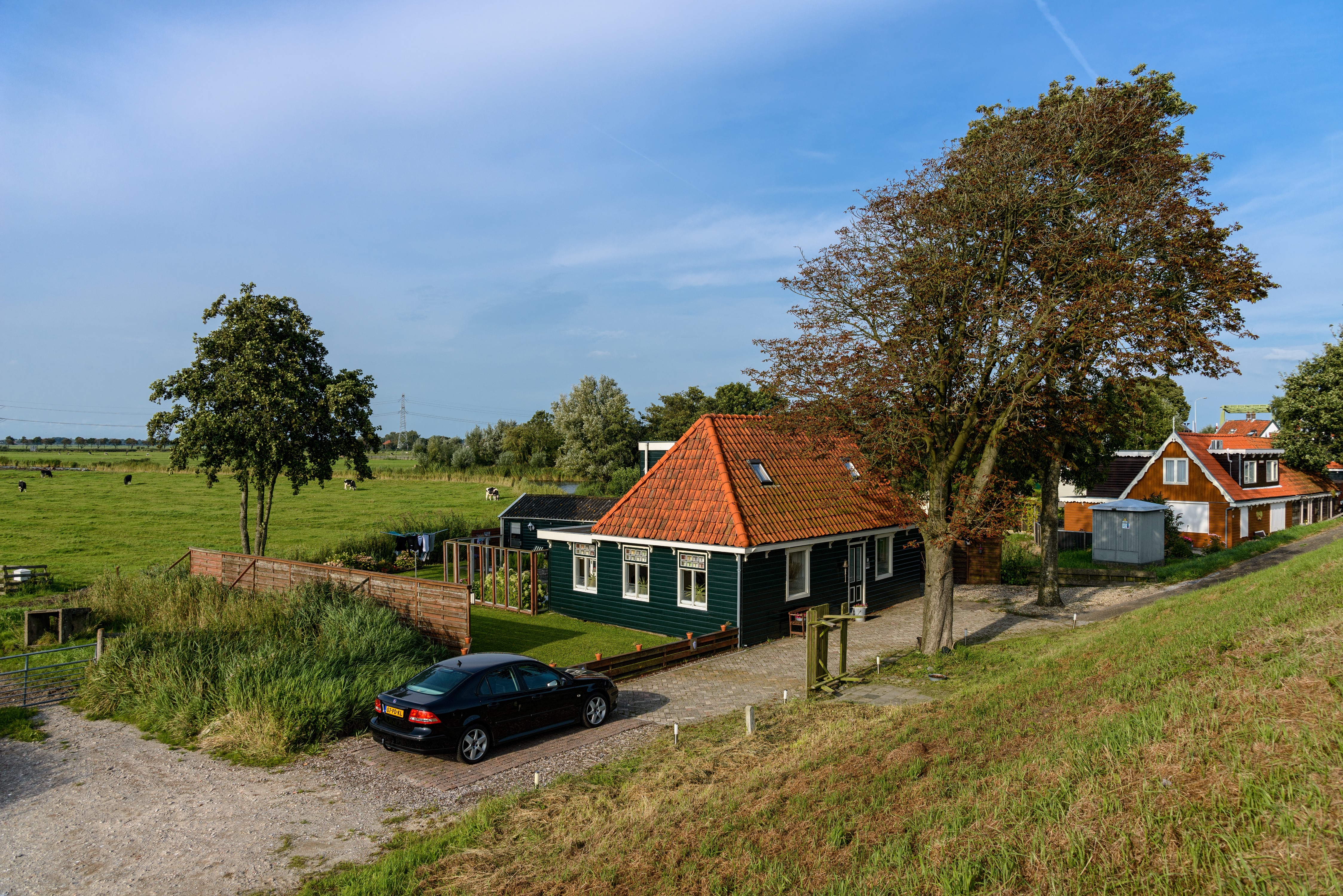 Houses and trees in Nauerna, Netherlands HD Wallpaper