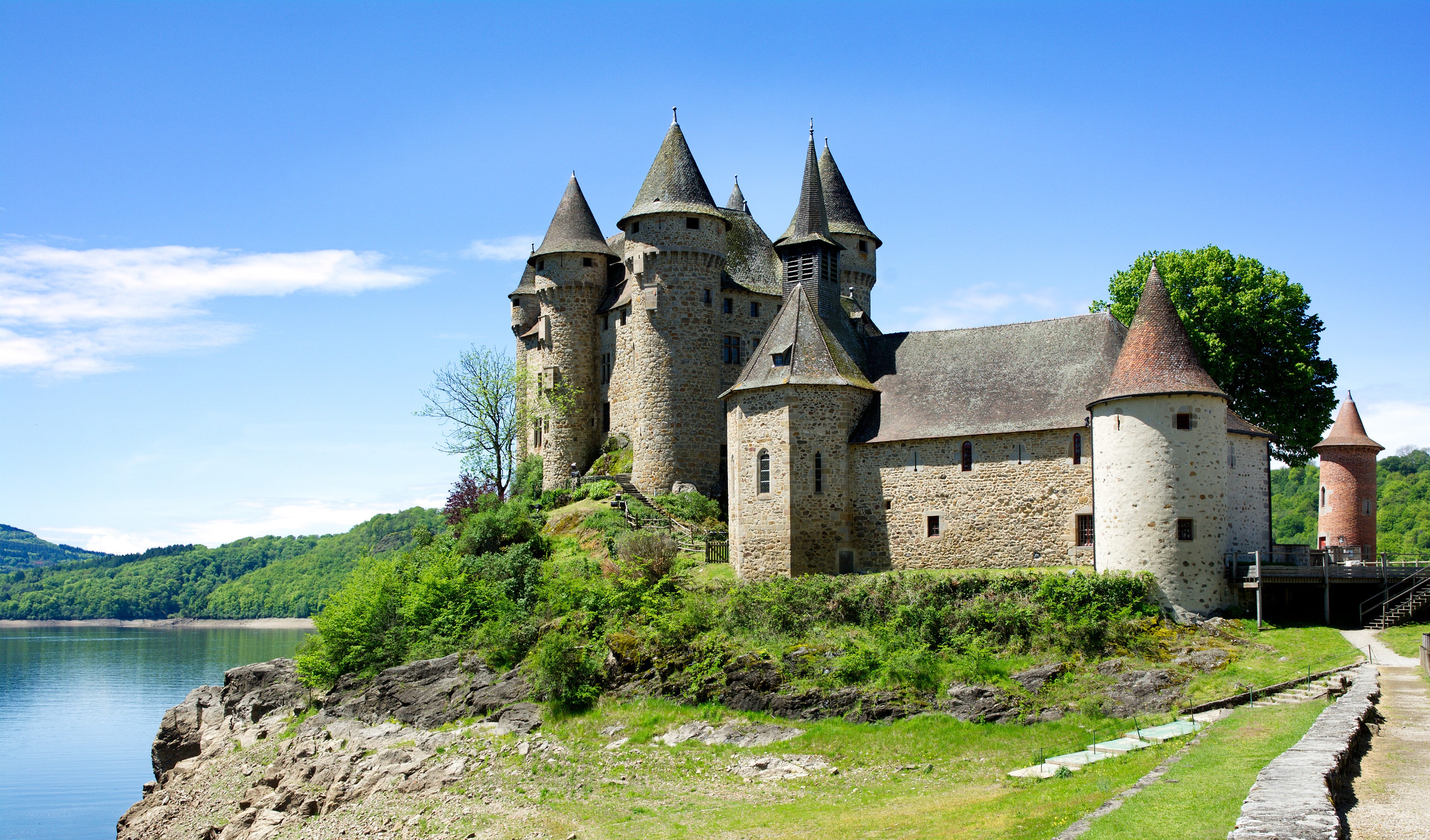 Chateau de Val Lanobre castle in France HD Wallpaper