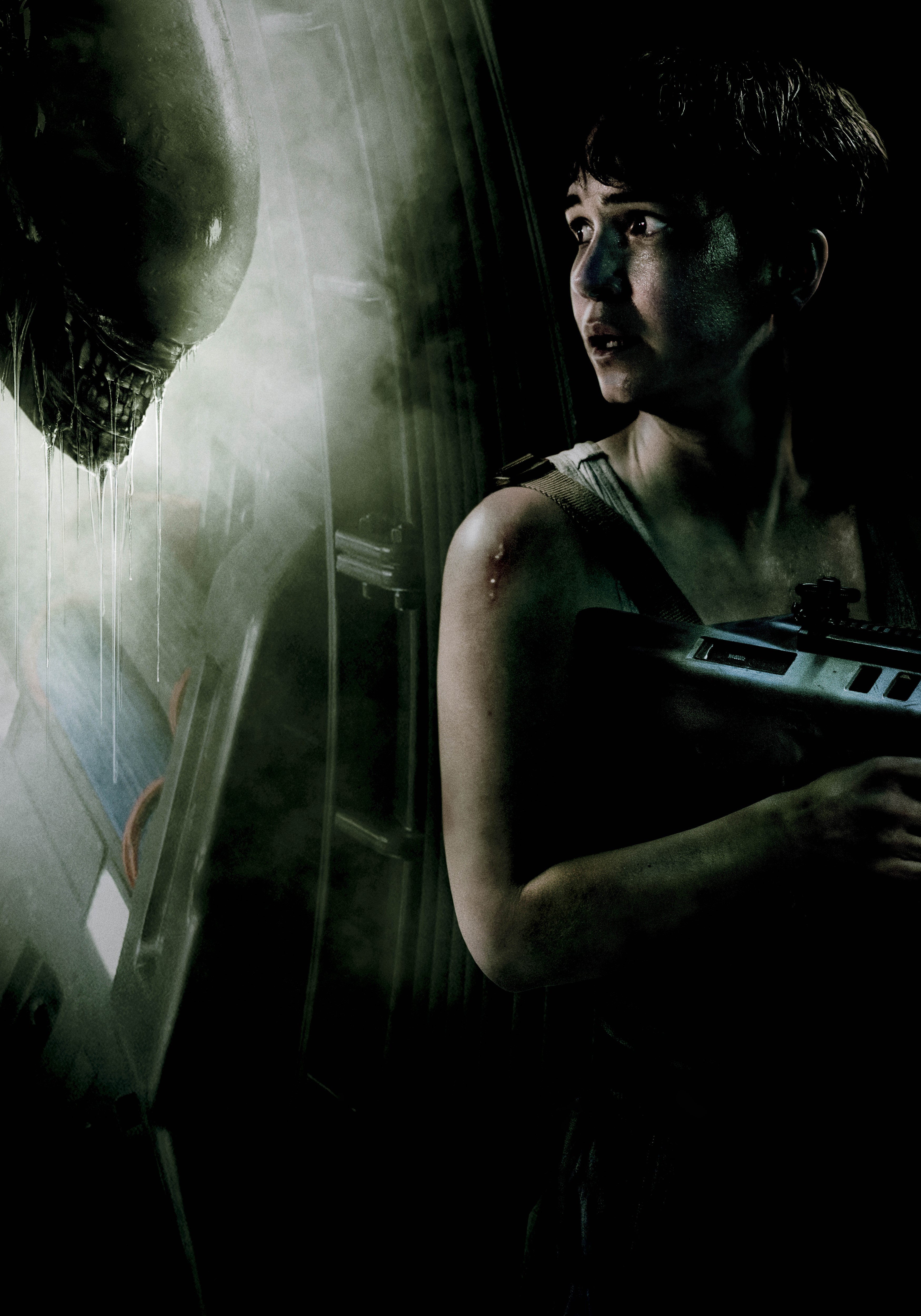 Noomi Rapace as Elizabeth Shaw from Alien: Covenant HD Phone Wallpaper