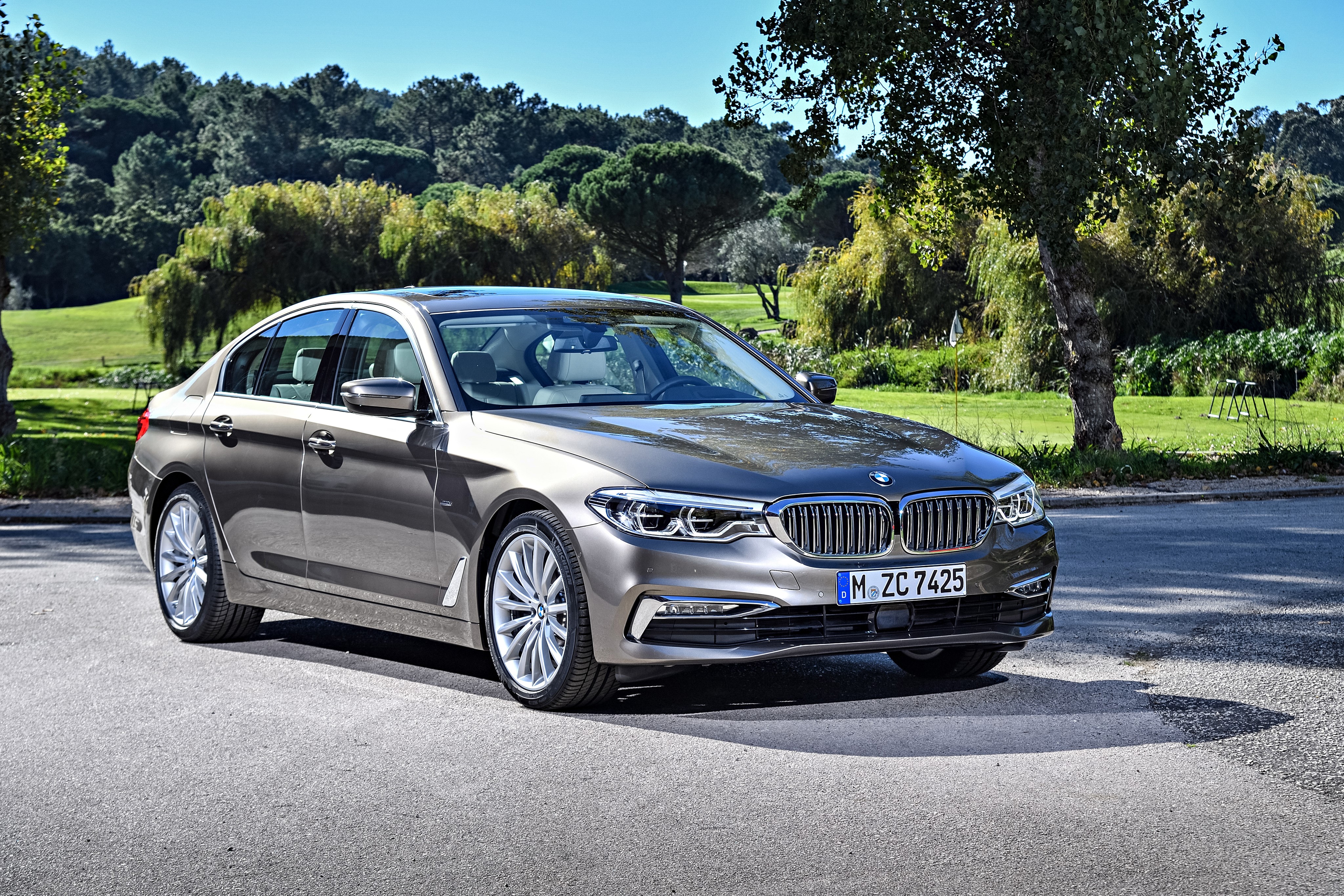 4K 2017 BMW 520d Sedan Luxury Line HD Wallpaper
