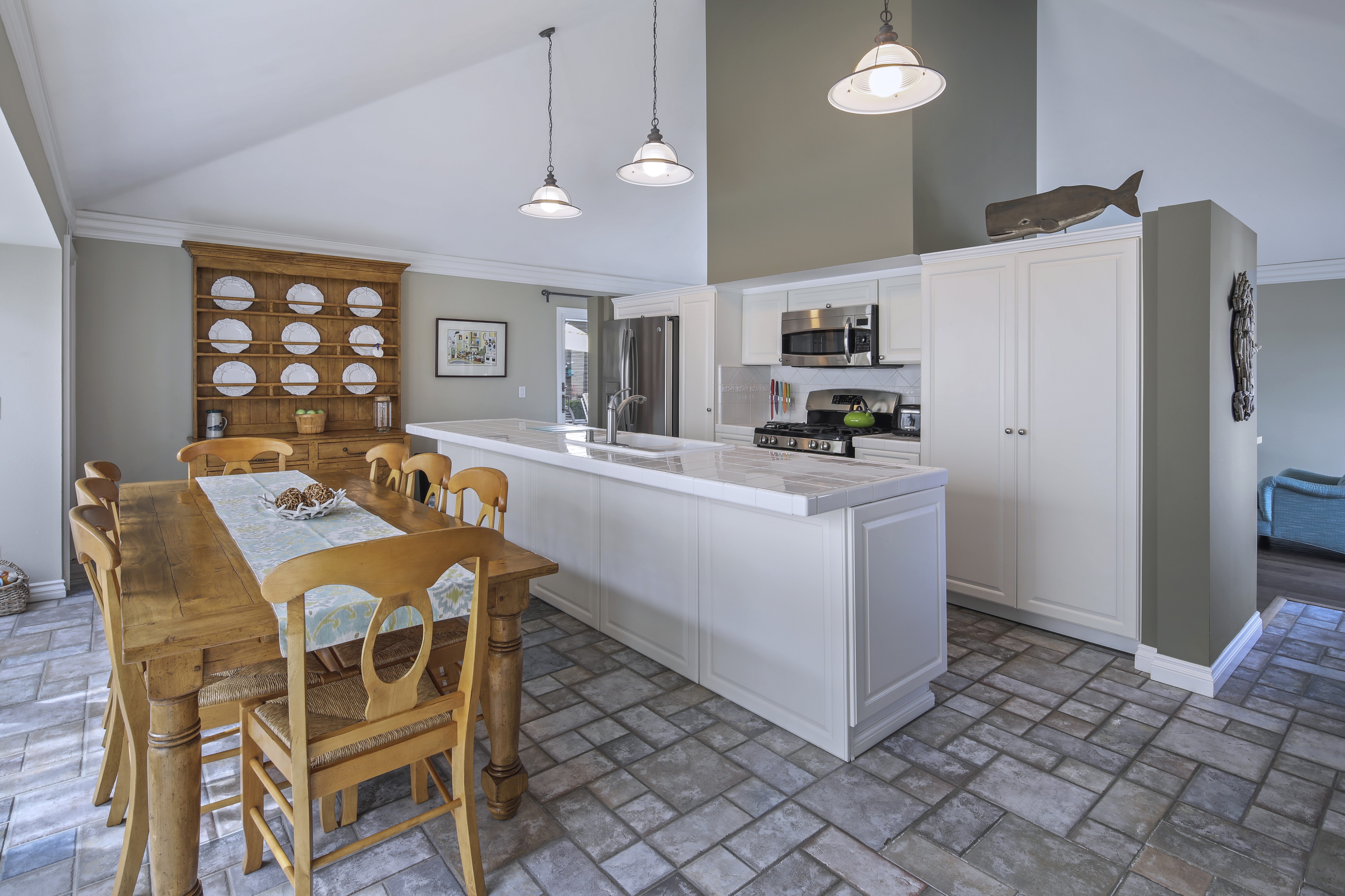 Kitchen with Dining Table and Chairs HD Wallpaper