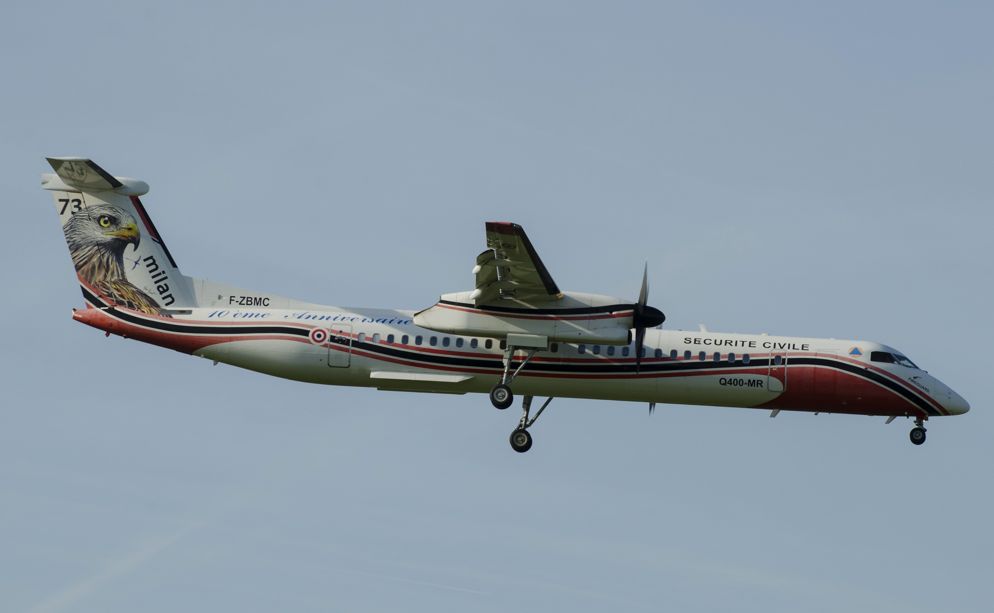 Securite Civile Bombardier DHC8-400 airplane in flight HD Wallpaper